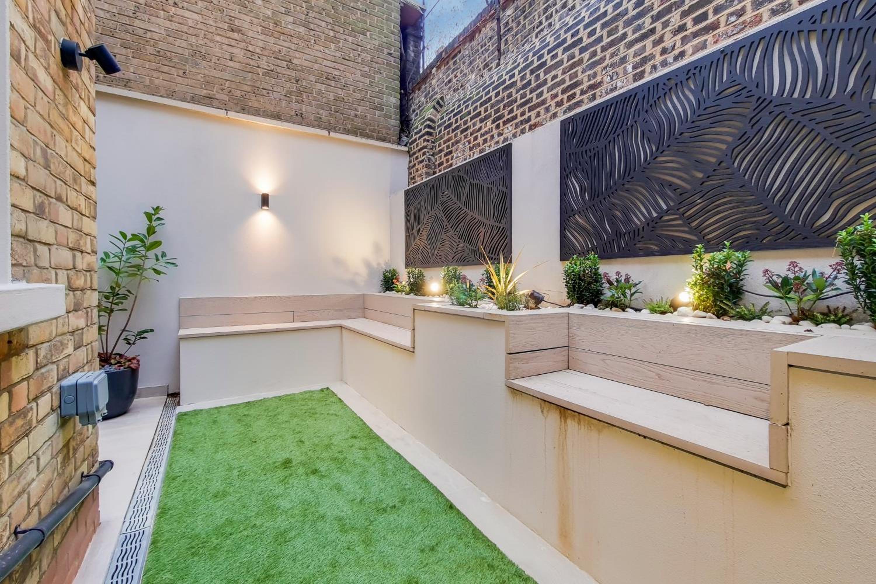The Argyle Collection near Kings Cross St Pancras - by Short Stories London