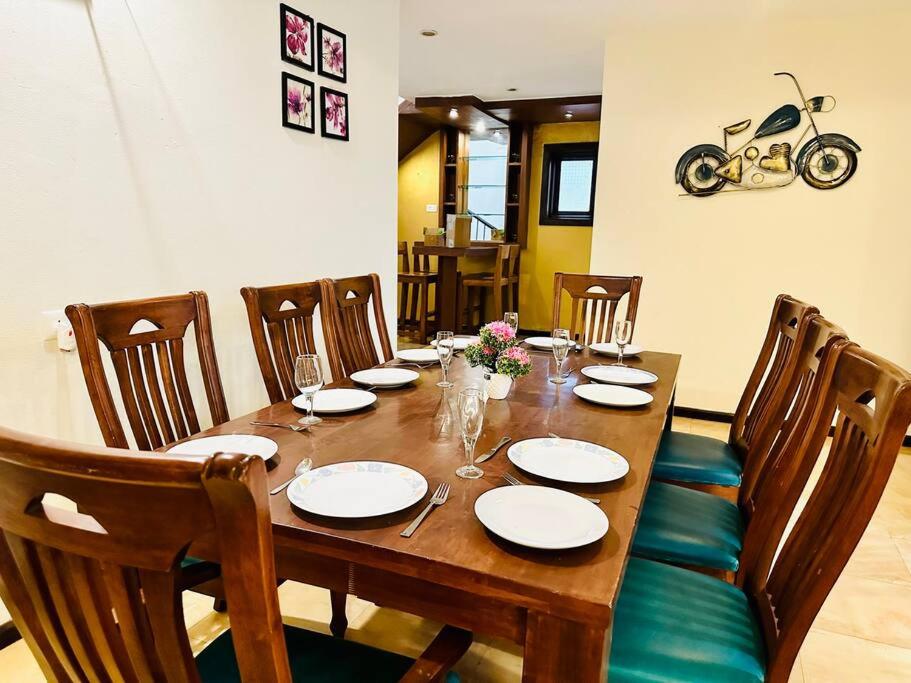 Waterfront Beach Villa In Baga with Private Pool view 4