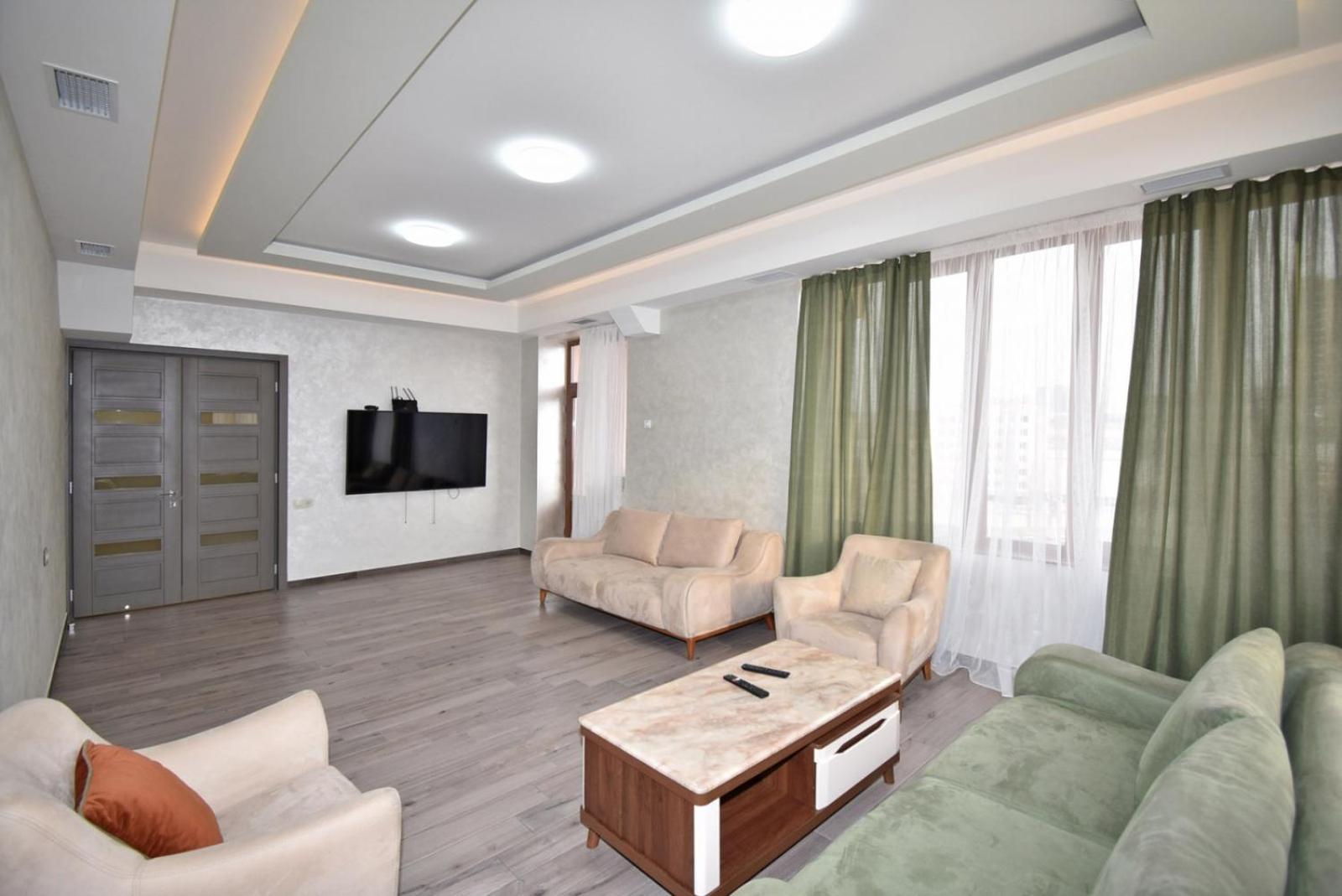 Prime Apartment 2 Bedrooms(115sq m) Buzand Street,New Building
