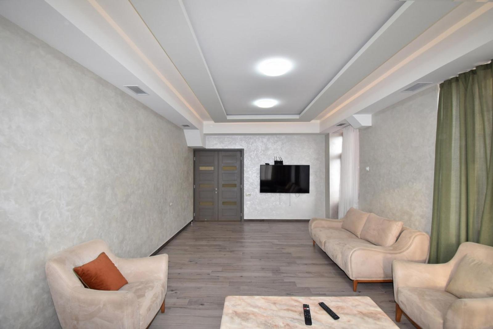 Prime Apartment 2 Bedrooms(115sq m) Buzand Street,New Building