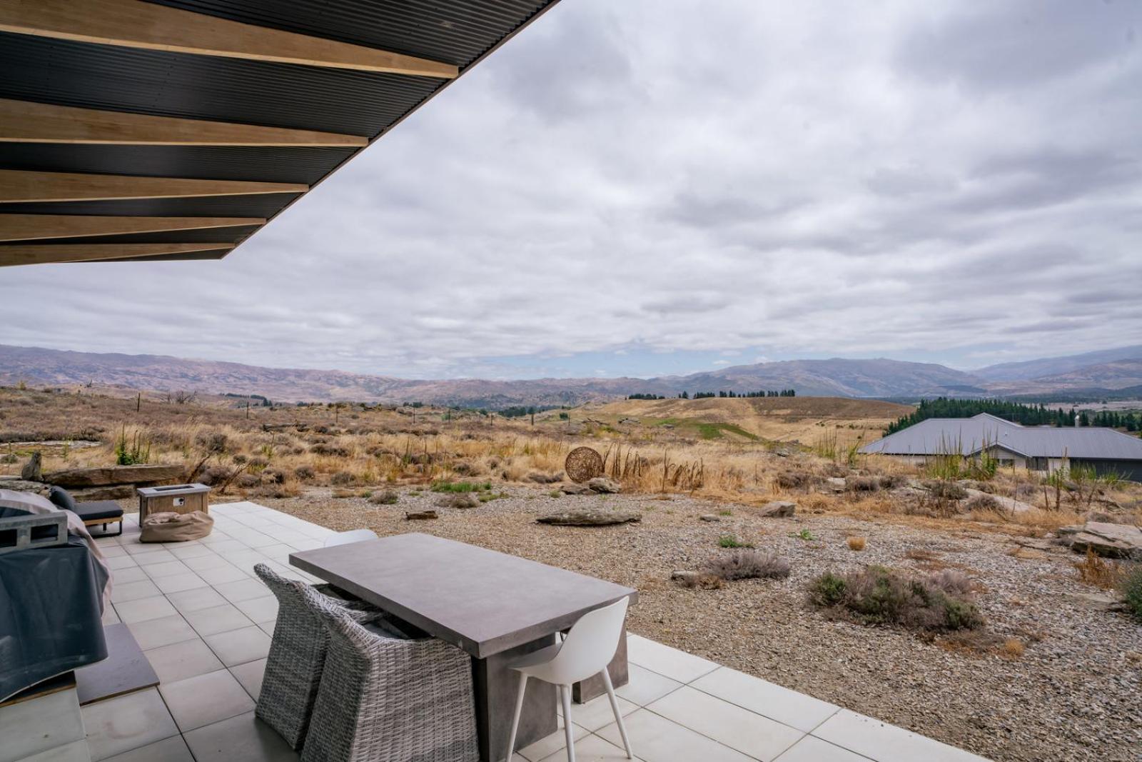 Bridge Hill Beauty - Alexandra Holiday Home