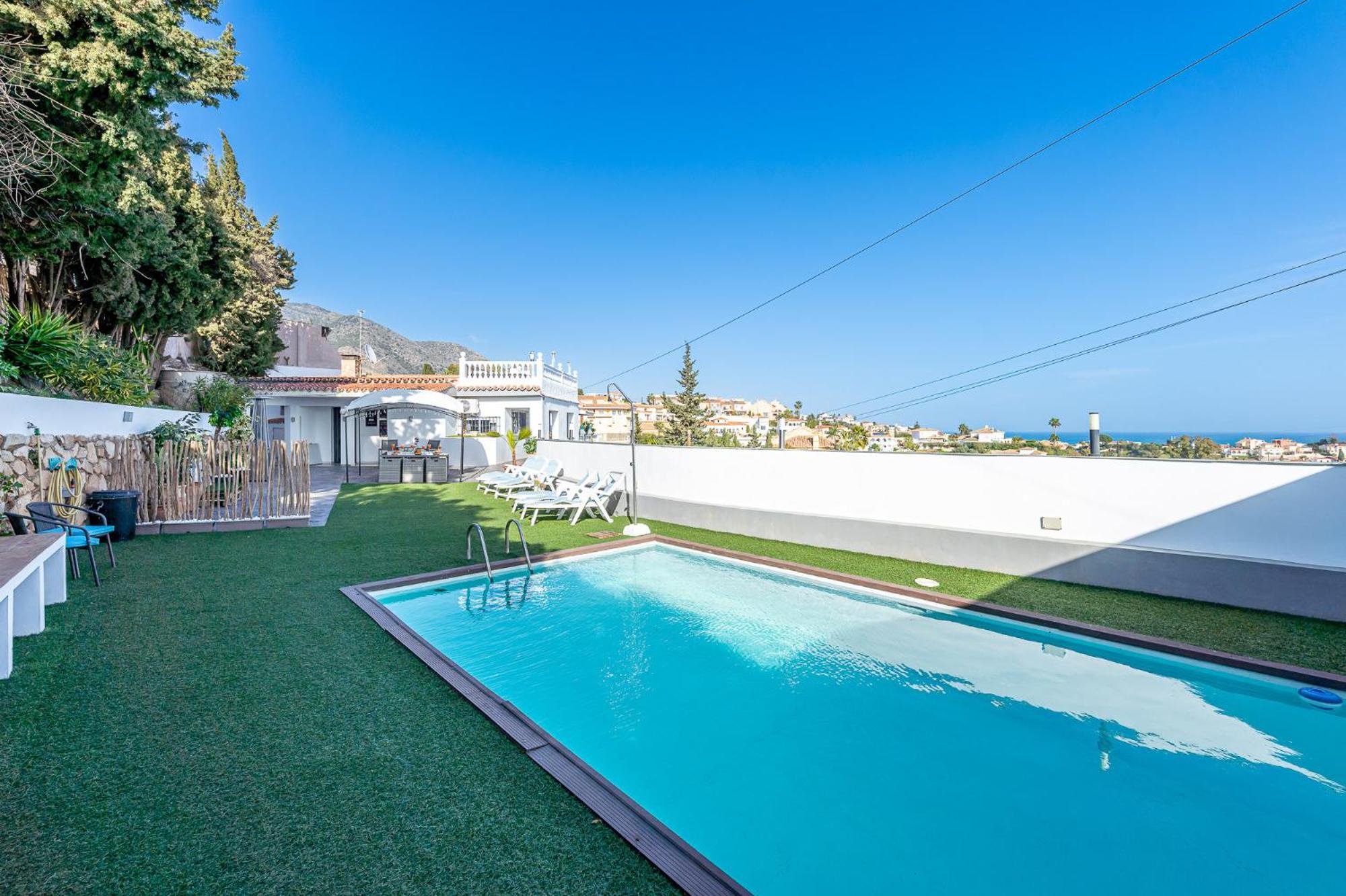 797 HOLIDAY RENTALS- VILLA PERTUCH- Increible villa con vista y piscina view 4