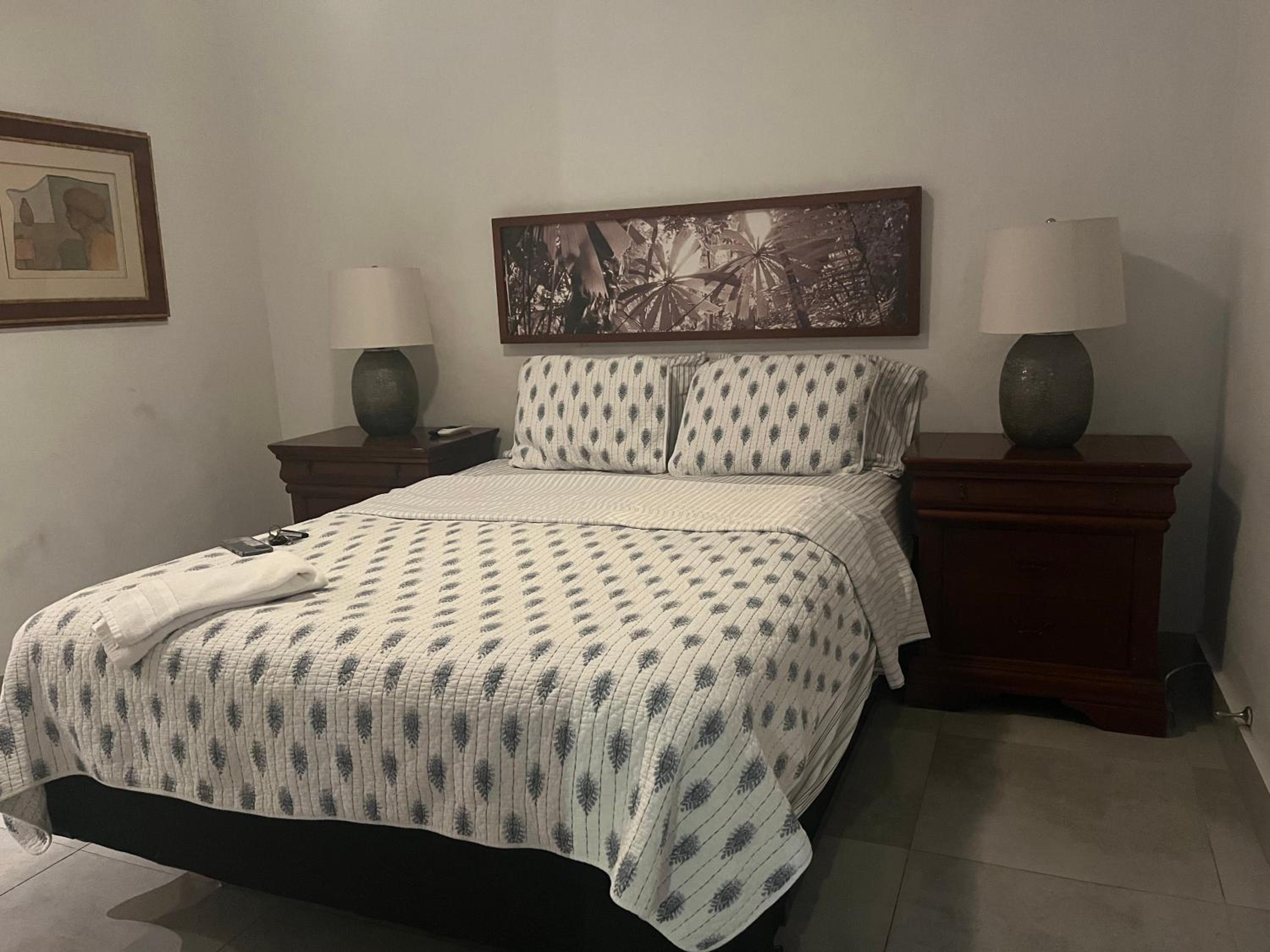 Photo 33