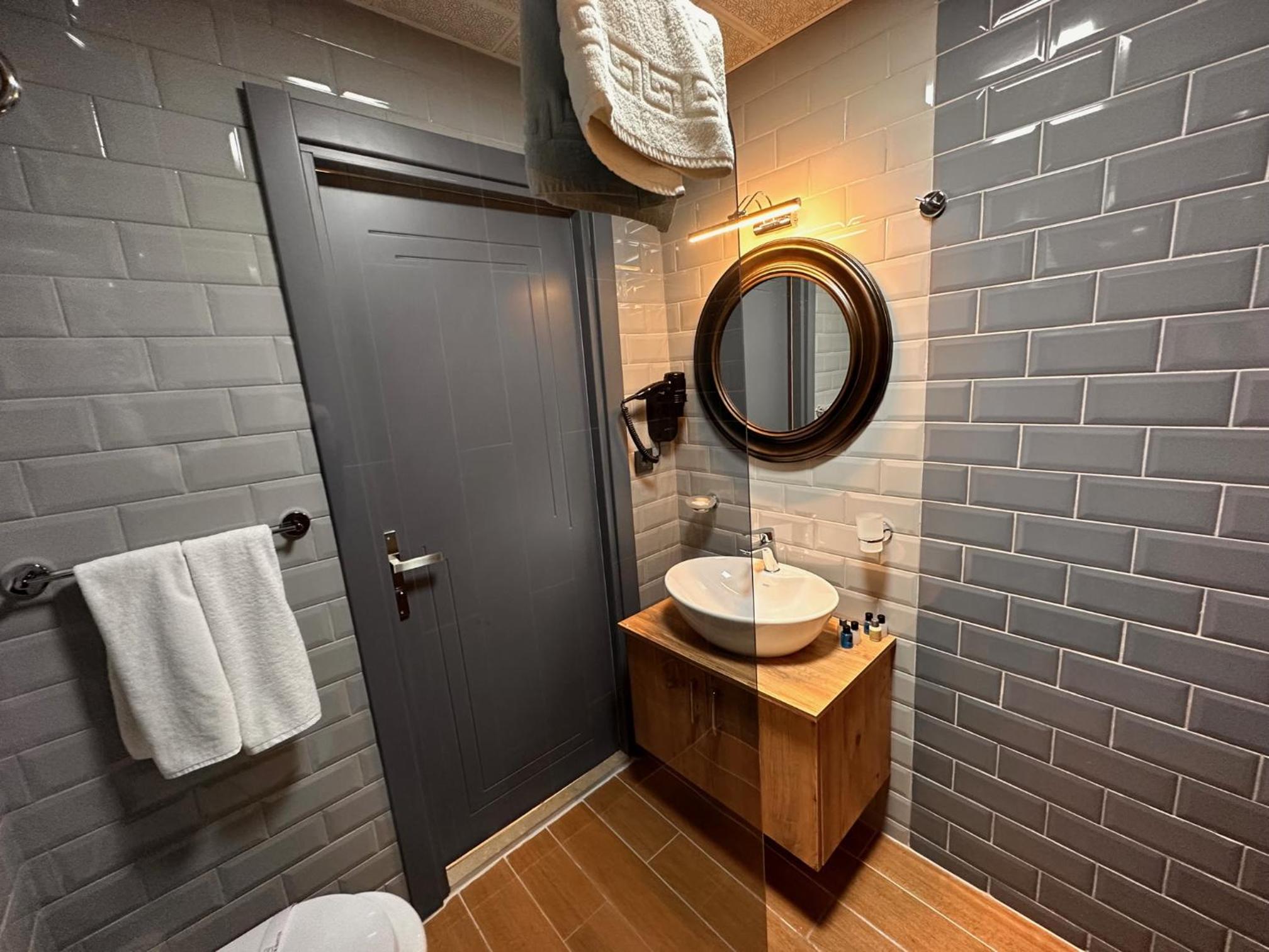 KA Hotel & Suites - Image 42