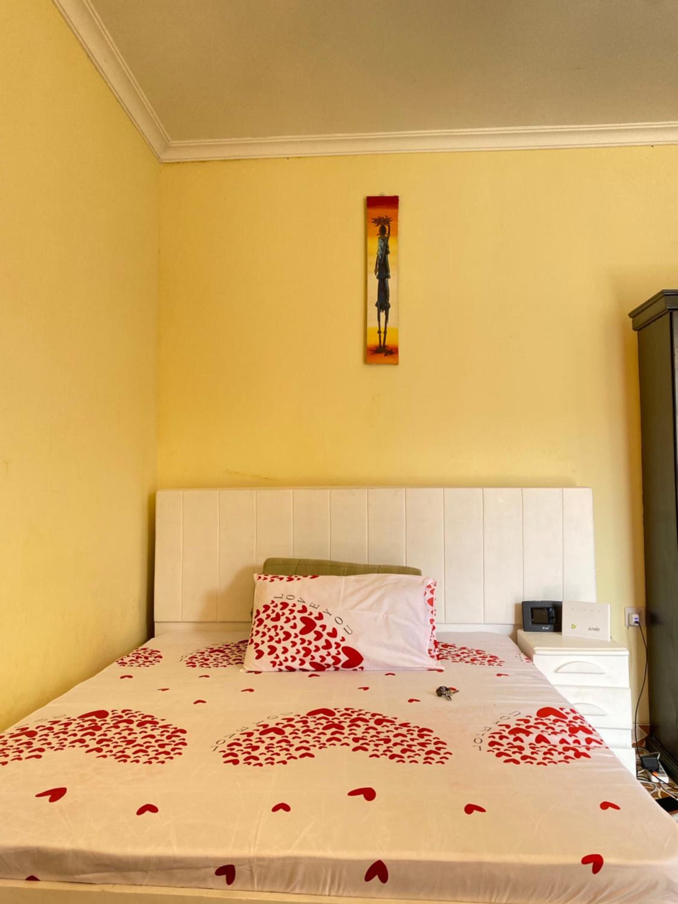 Cozy studio apartment view 2