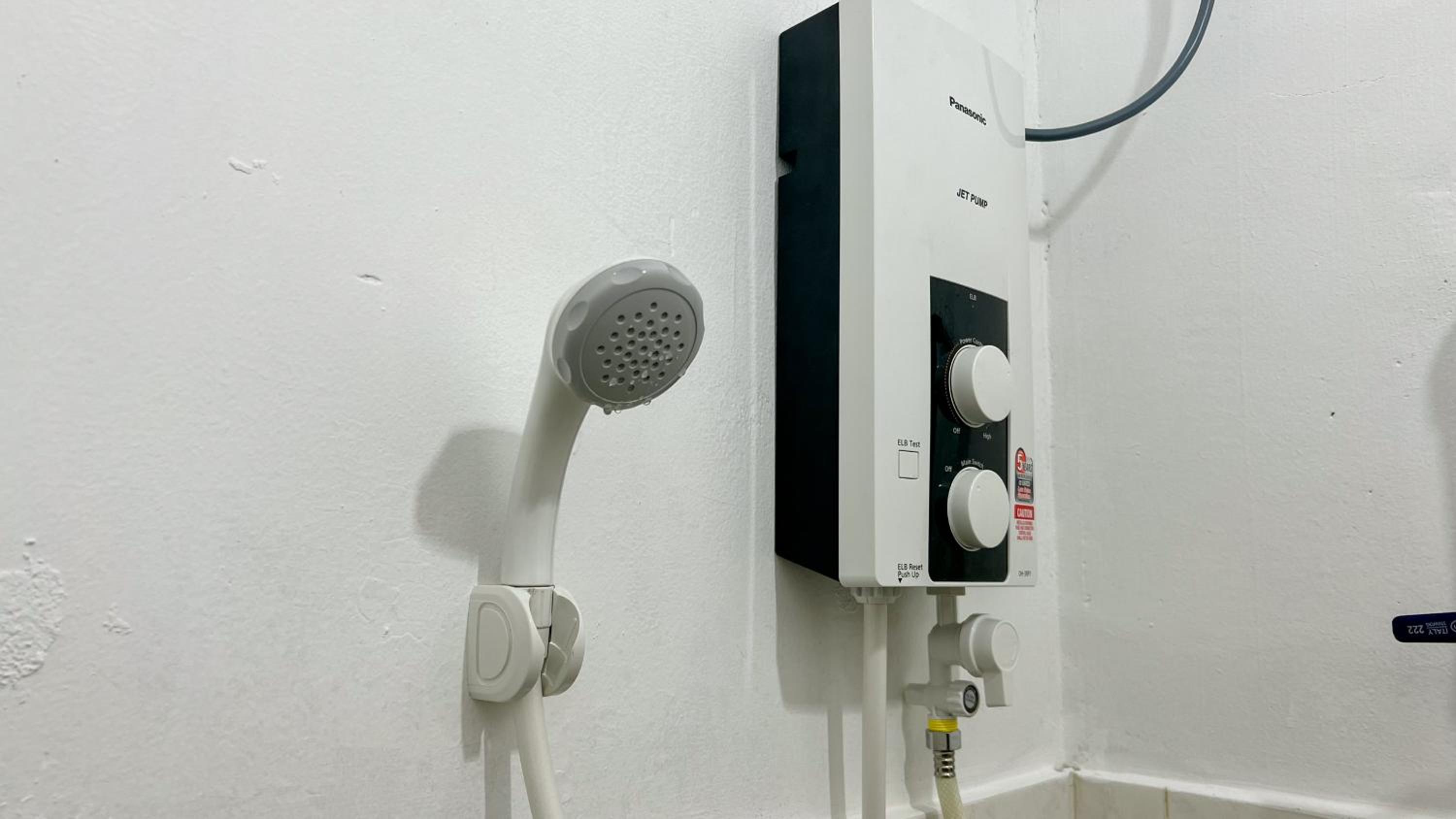 Photo 10