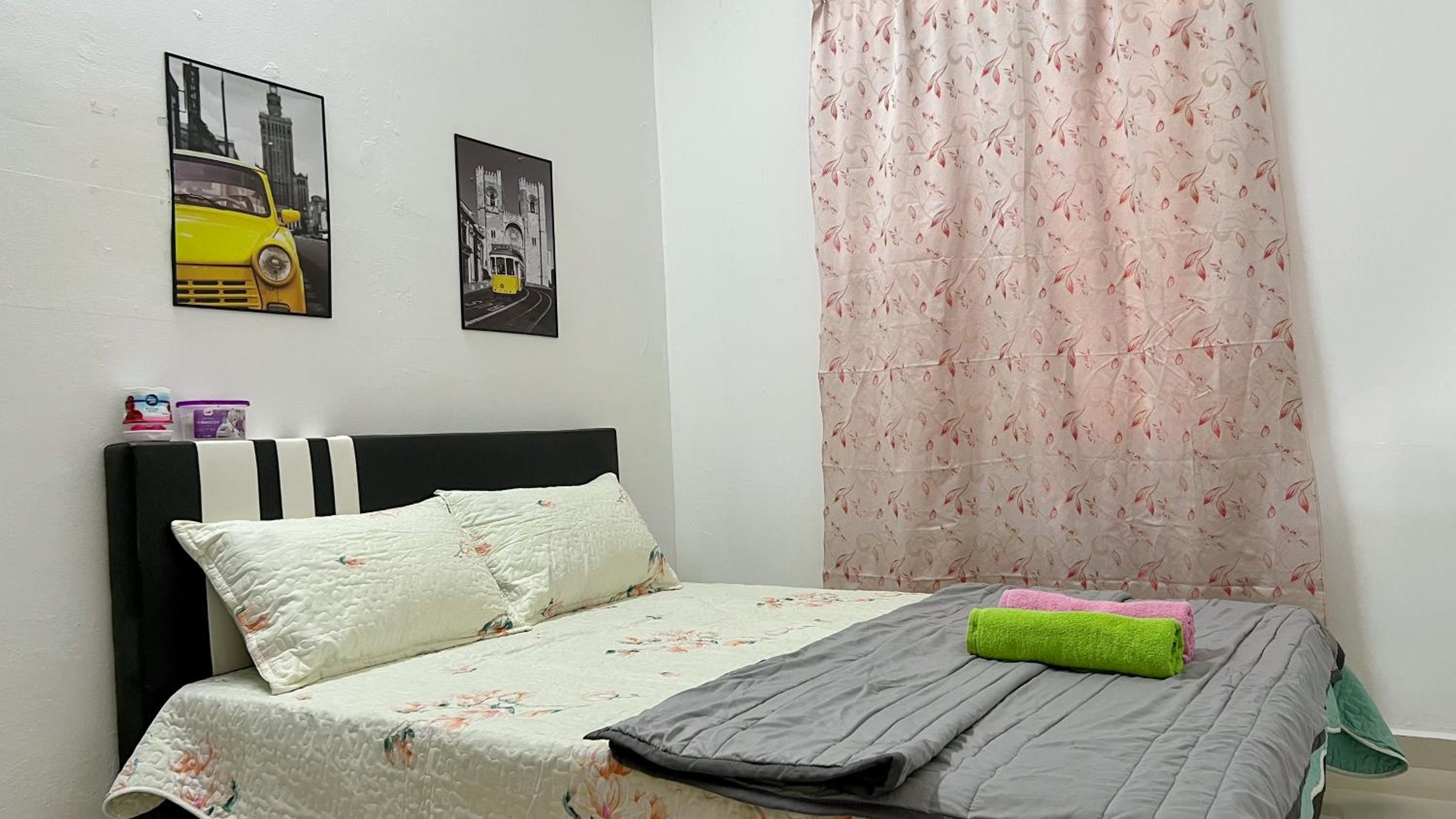 Mahkota Aman Guest House - 5pax photo 1