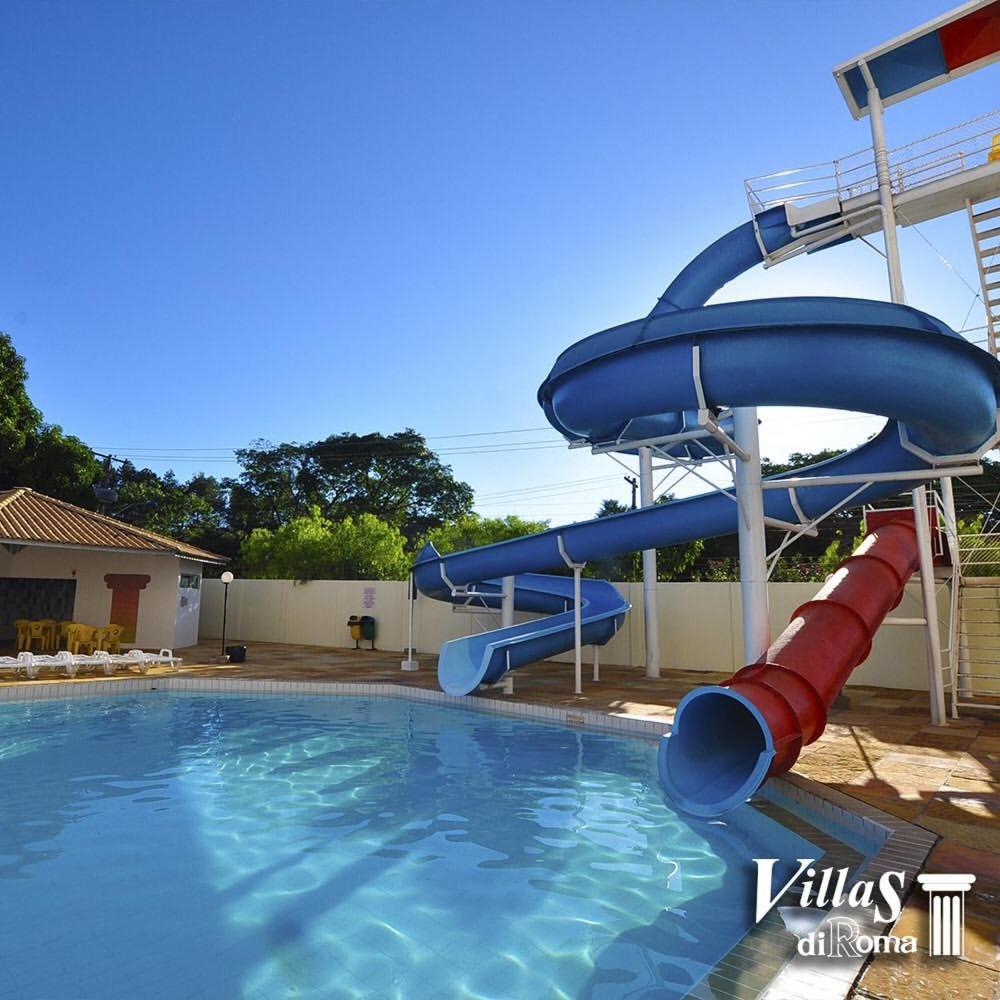 Hotel Villas diRoma com um dia de acesso no diRoma Acqua Park,