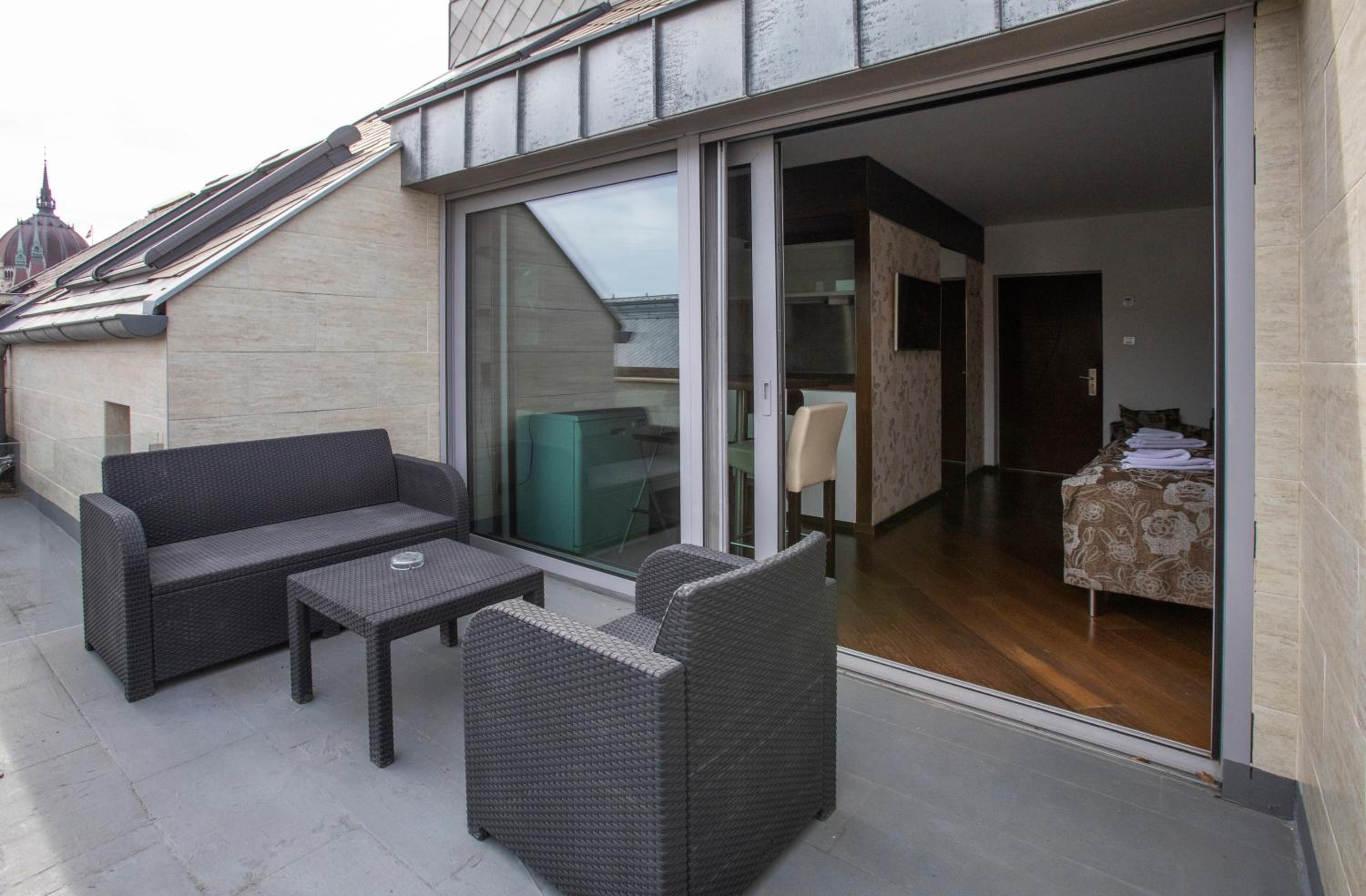 ParliamentPenthouse B&B with Rooftop Terrace