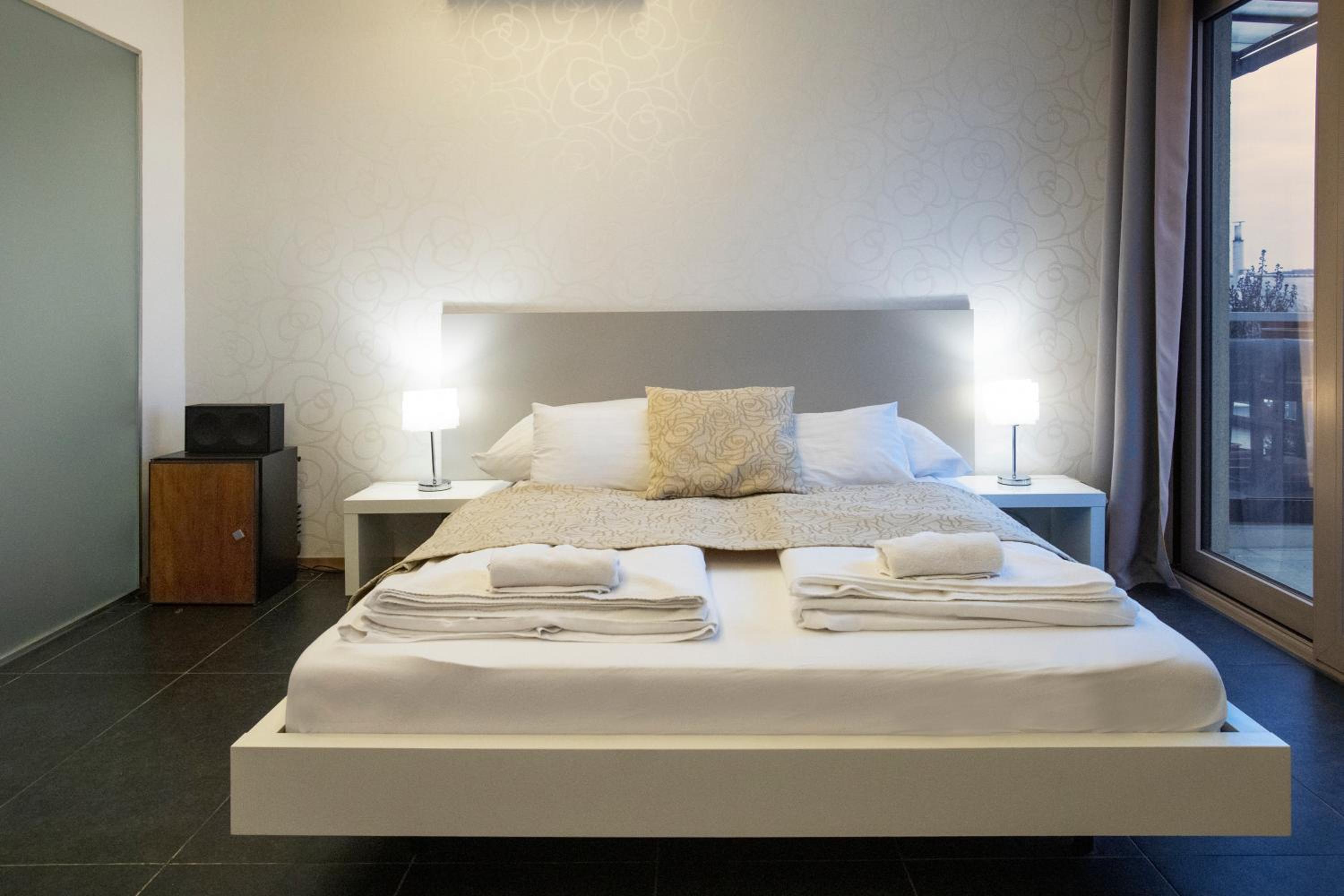ParliamentPenthouse B&B with Rooftop Terrace