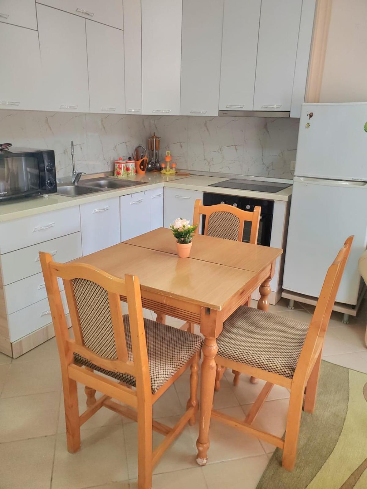 Apartament 1+1 Plazh Durrës