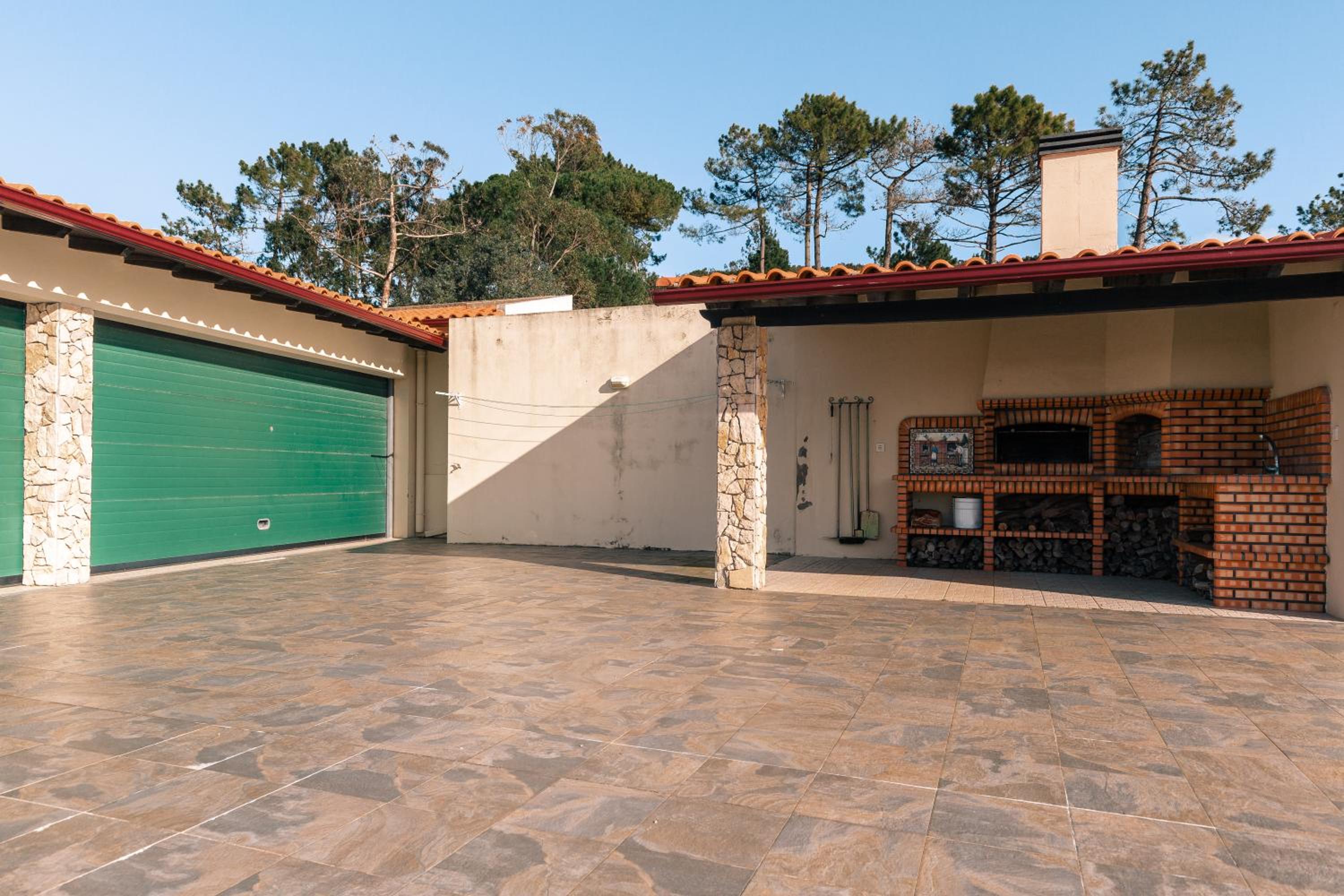 Vila da Serra