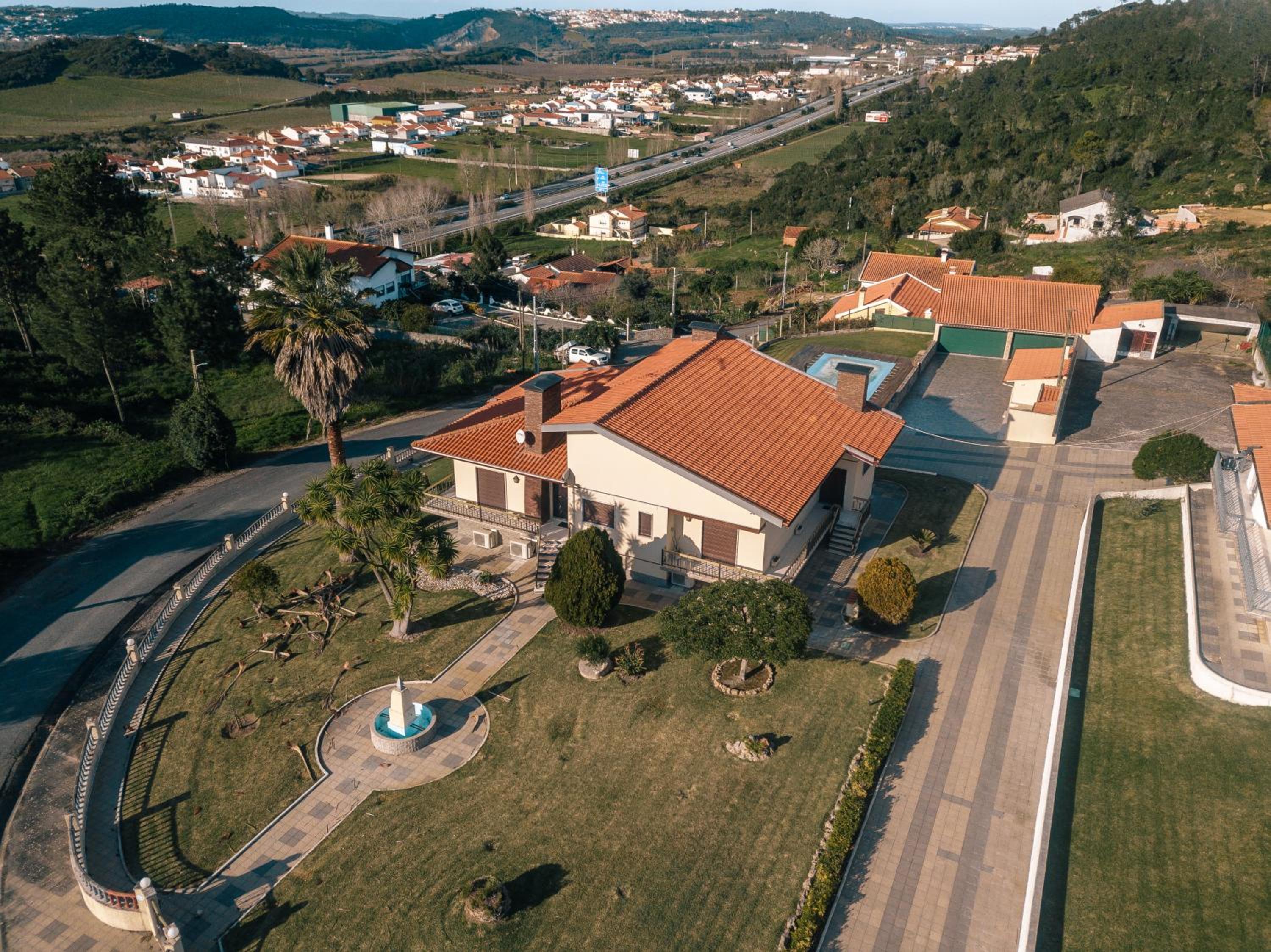 Vila da Serra