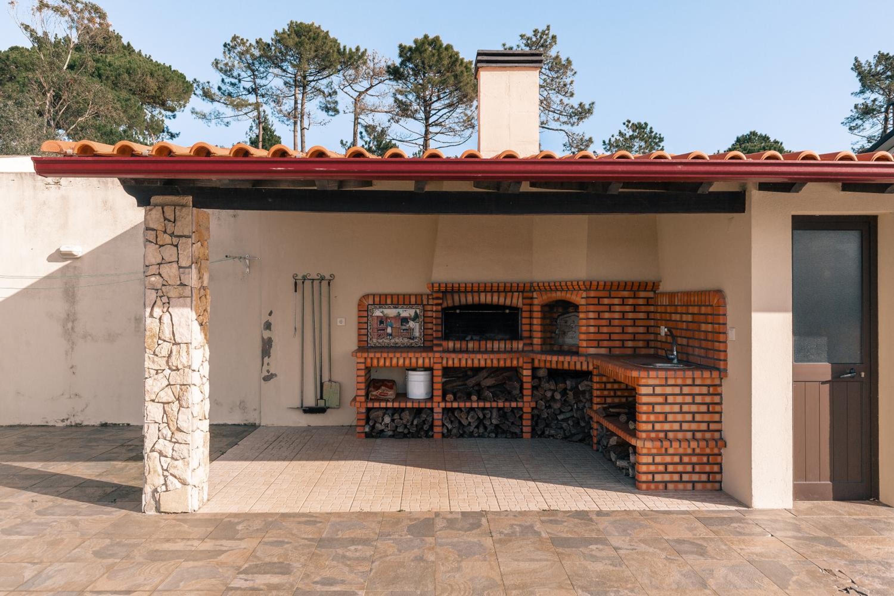 Vila da Serra