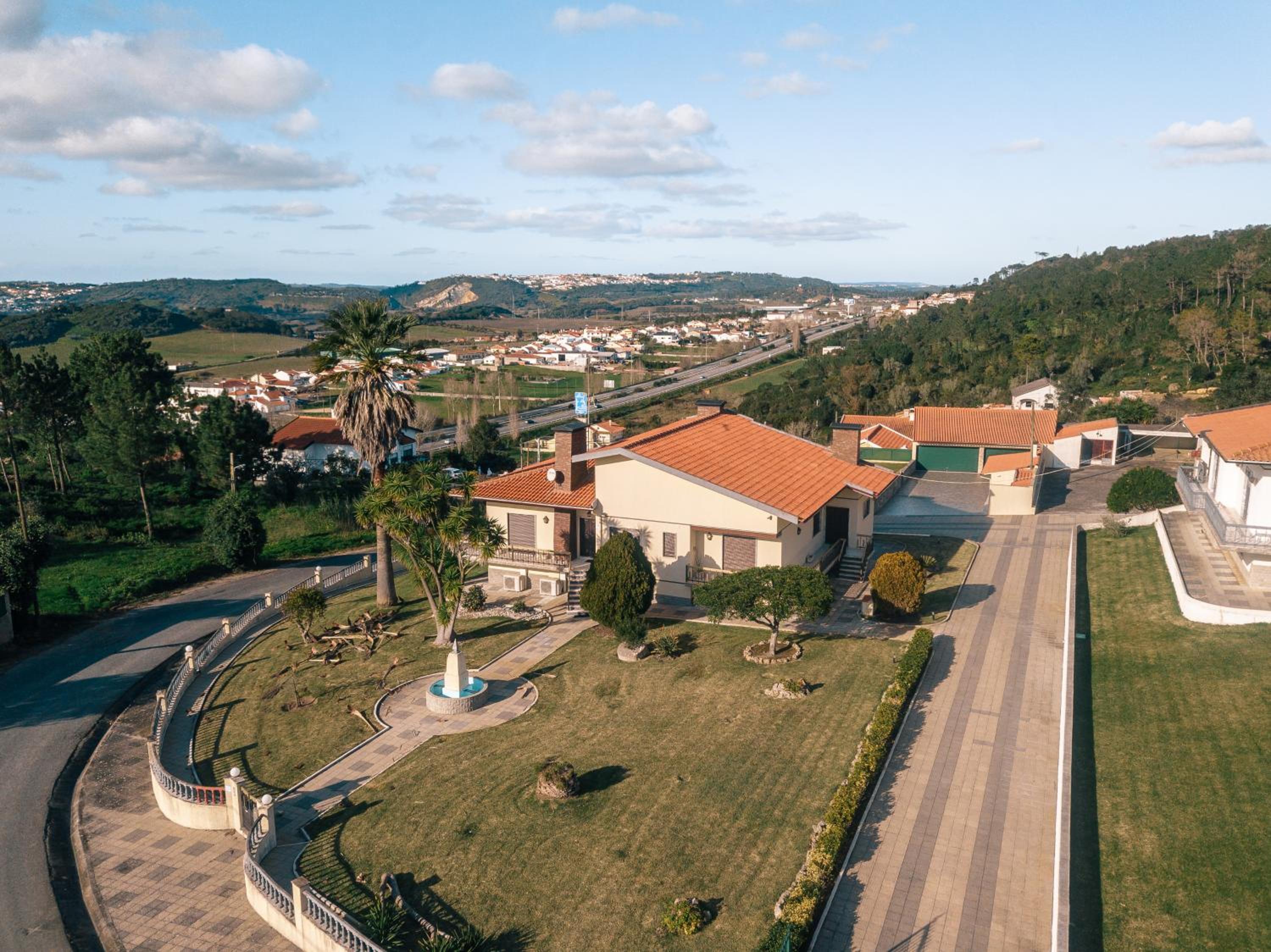 Vila da Serra