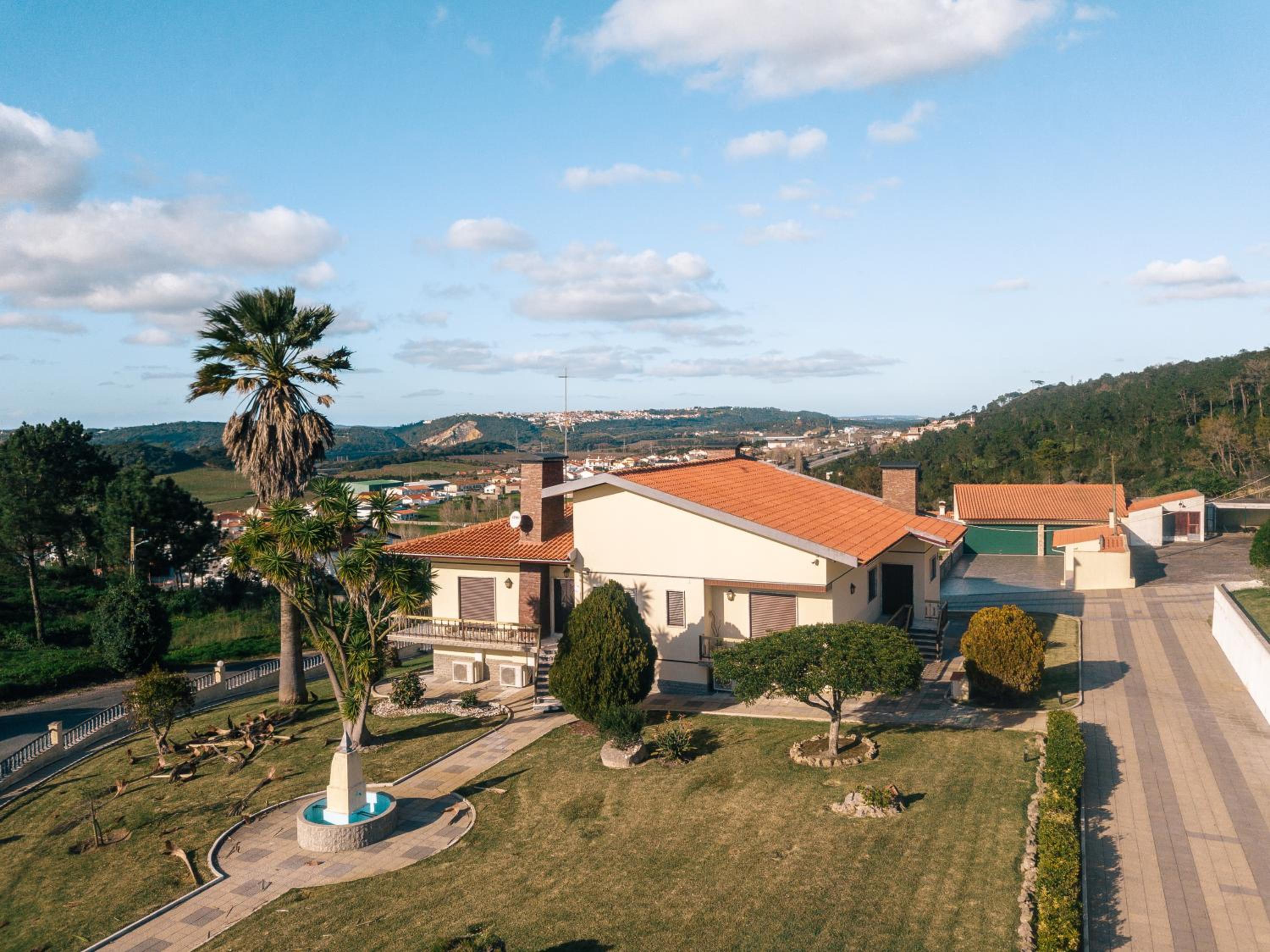 Vila da Serra