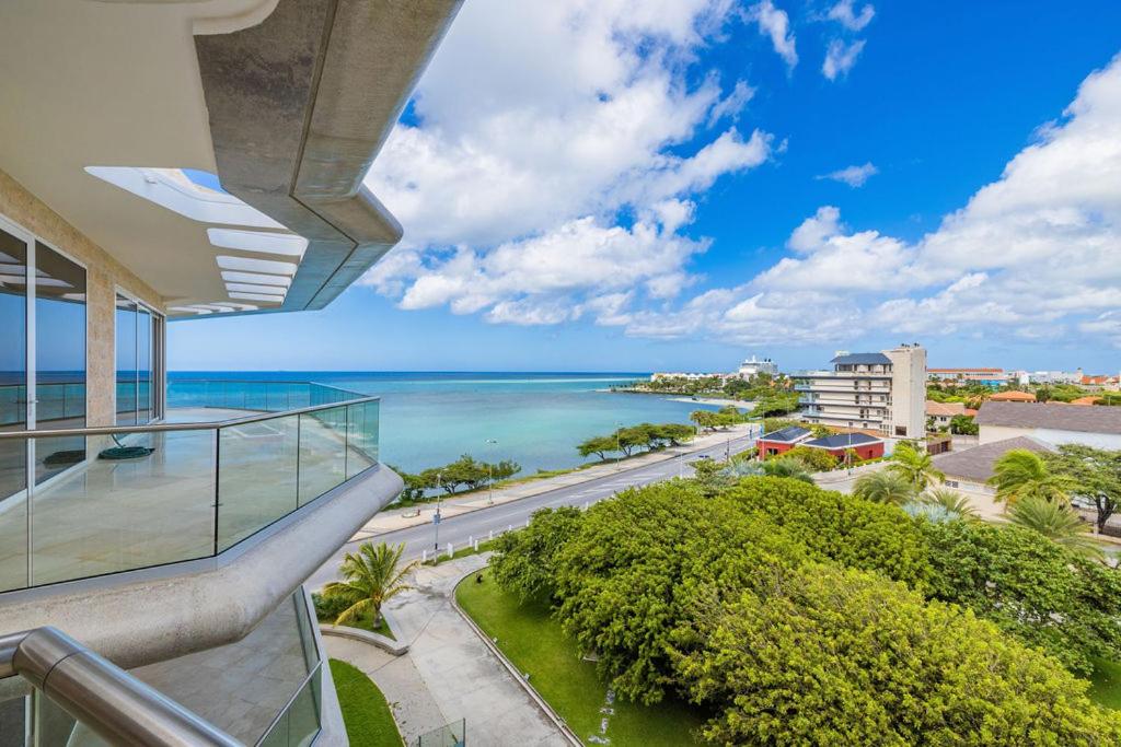 5Bph-Coral15 - Oceanfront Exclusive Penthouse With Stunning Views And Private Pool Home-Theater Included