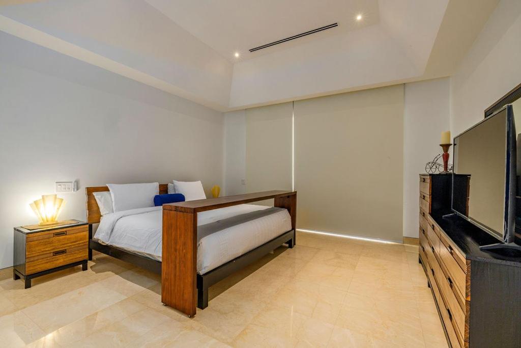 5Bph-Coral15 - Oceanfront Exclusive Penthouse With Stunning Views And Private Pool Home-Theater Included