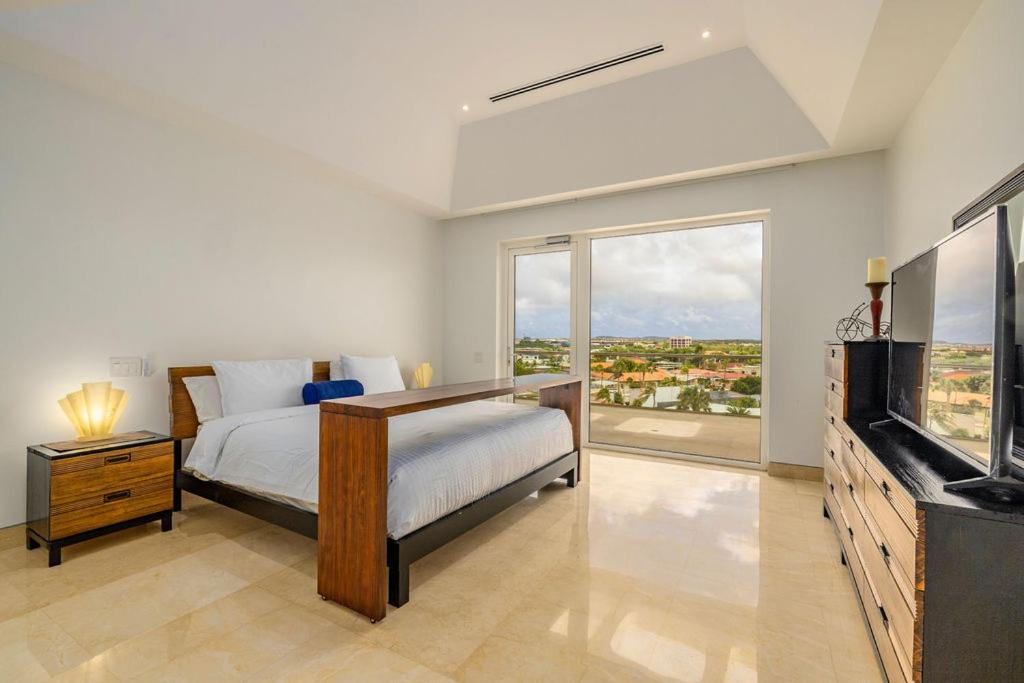 5Bph-Coral15 - Oceanfront Exclusive Penthouse With Stunning Views And Private Pool Home-Theater Included