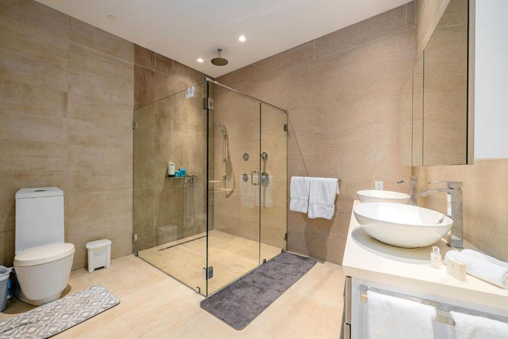 5Bph-Coral15 - Oceanfront Exclusive Penthouse With Stunning Views And Private Pool Home-Theater Included