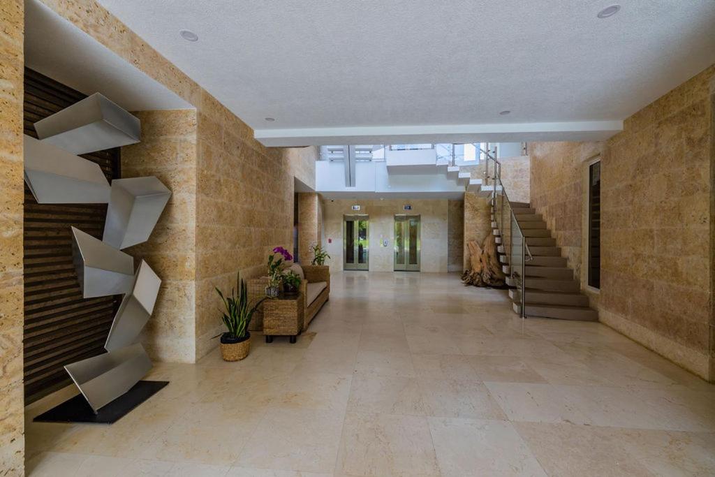 5Bph-Coral15 - Oceanfront Exclusive Penthouse With Stunning Views And Private Pool Home-Theater Included