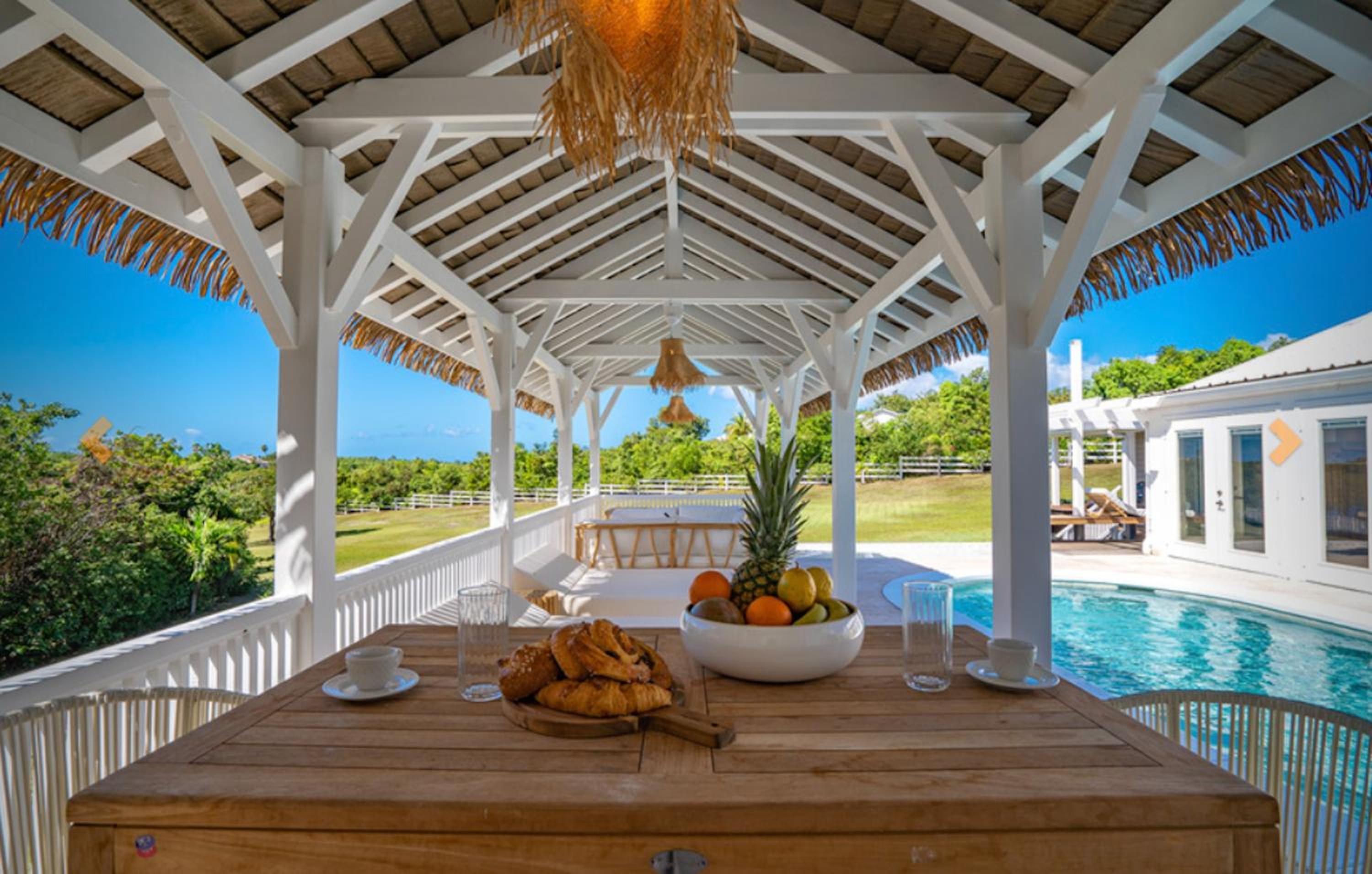 Elegant villa in Terres Basses with private pool view 4