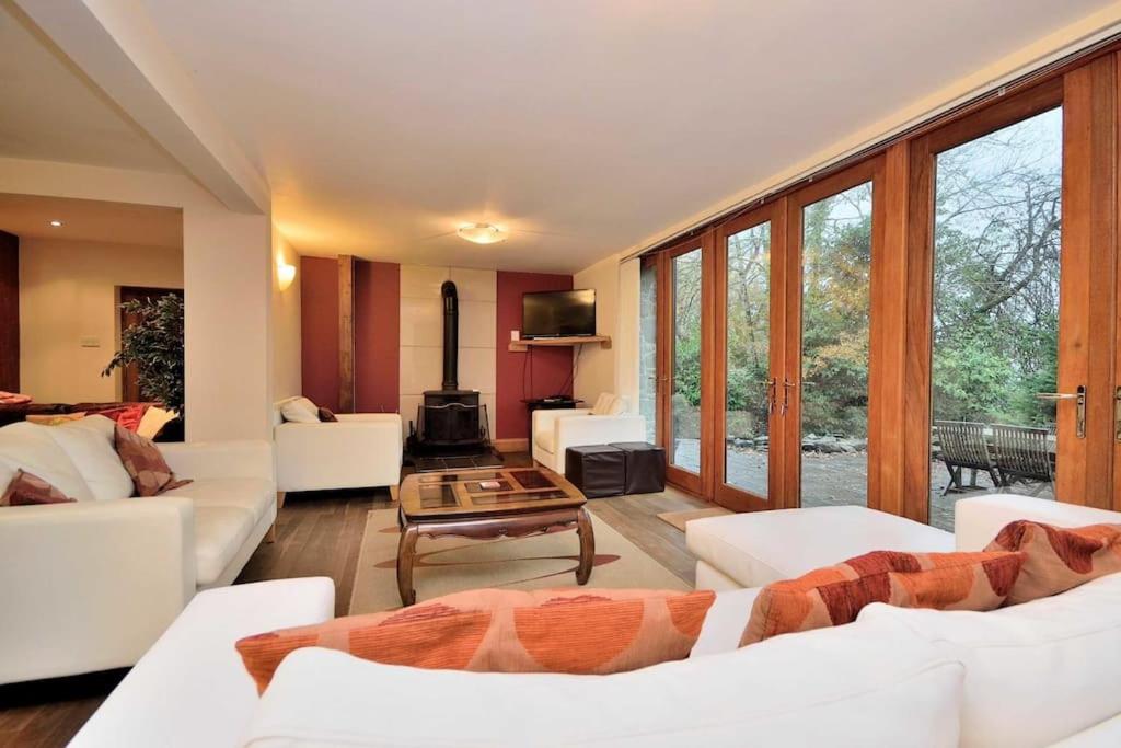 Betws Y Coed Holiday Home by Guestz view 4