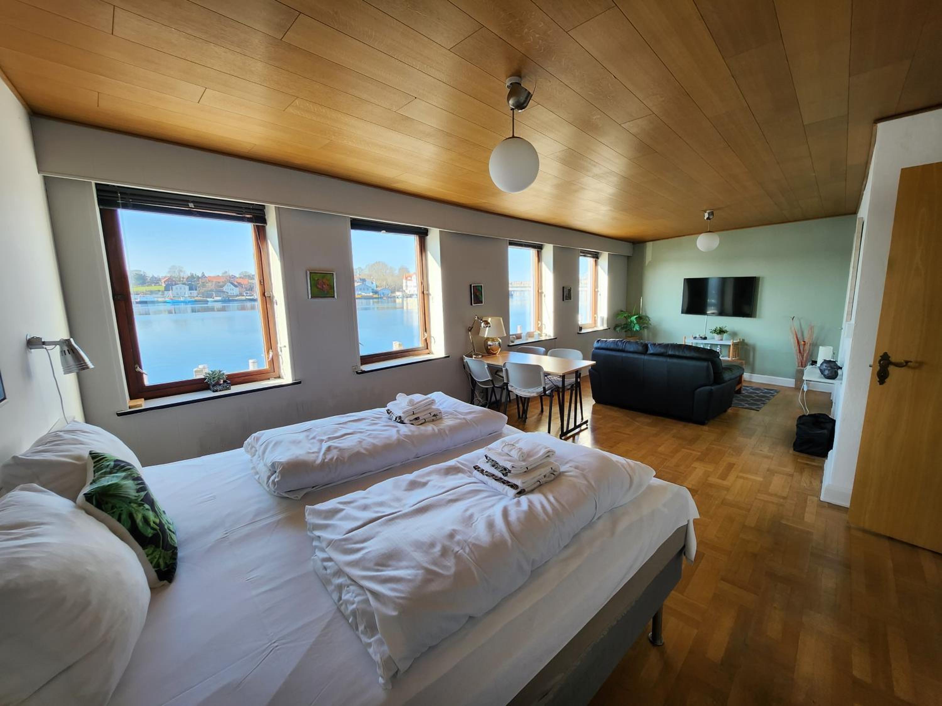 Grannys Harbour View - 1st floor, photo 13