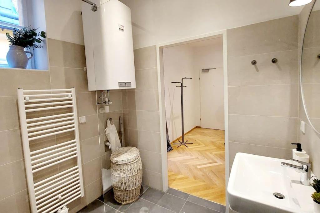 Homelystay Graz - downtown app