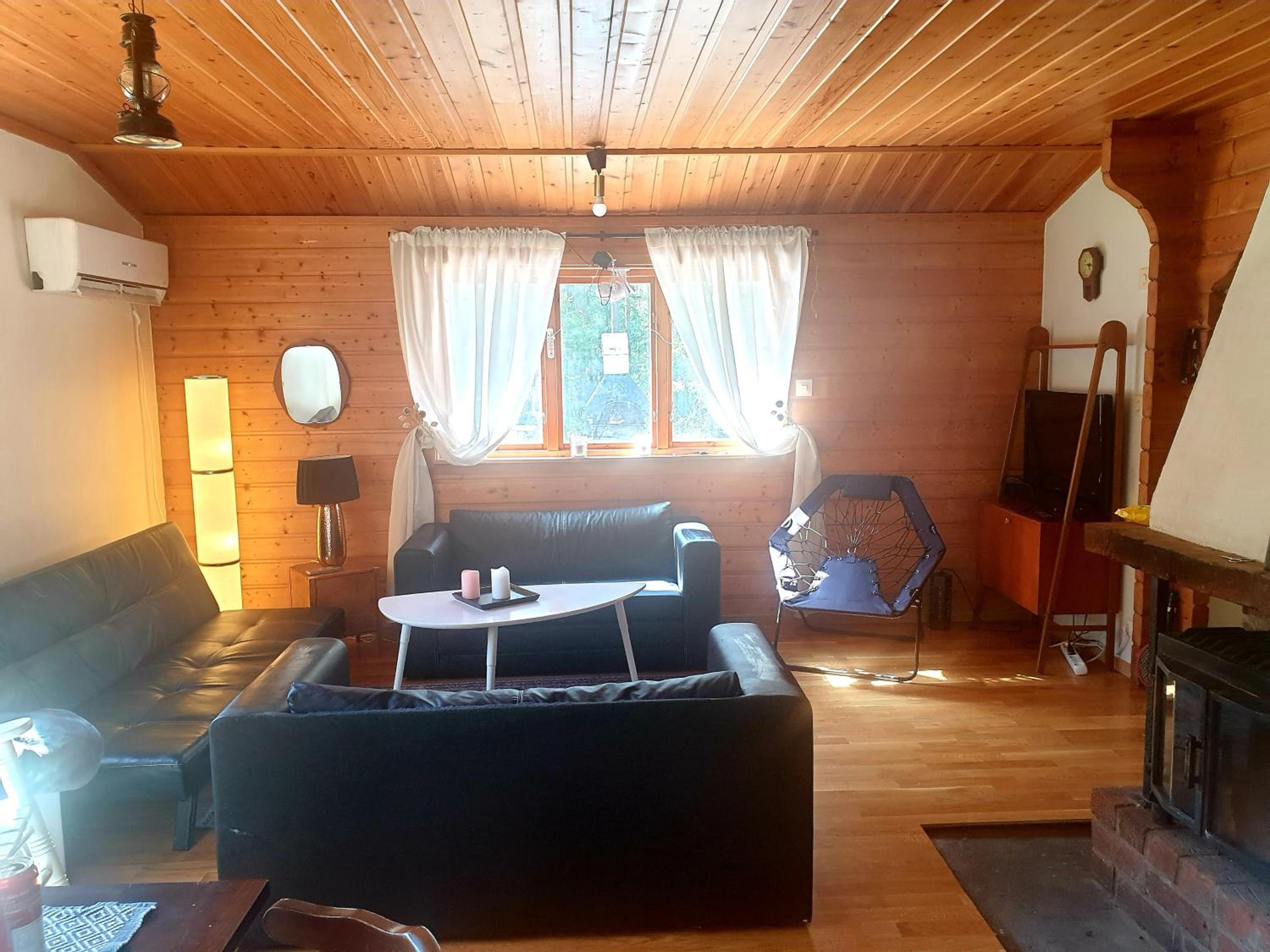 Sala Cabin