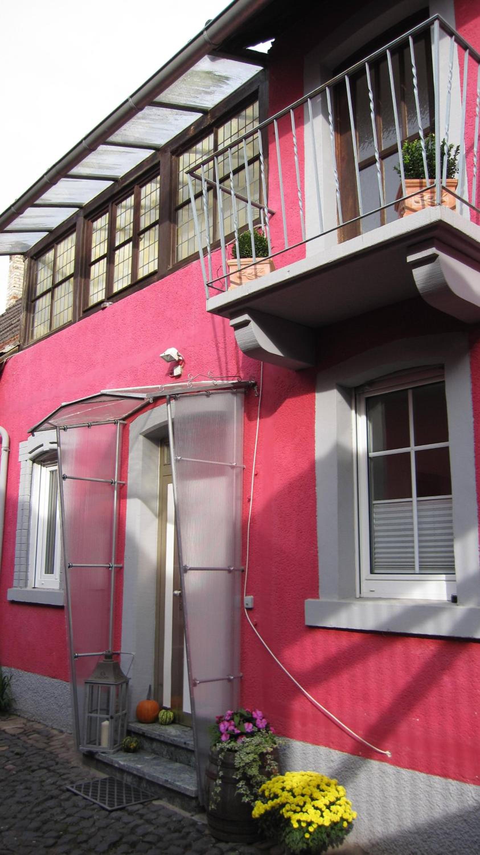 Winzeranwesen - Weingut Christian Eberley - Haupthaus I MINDESTAUFENTHALT 4 NÄCHTE - MINIMUM STAY 4 NIGHTS