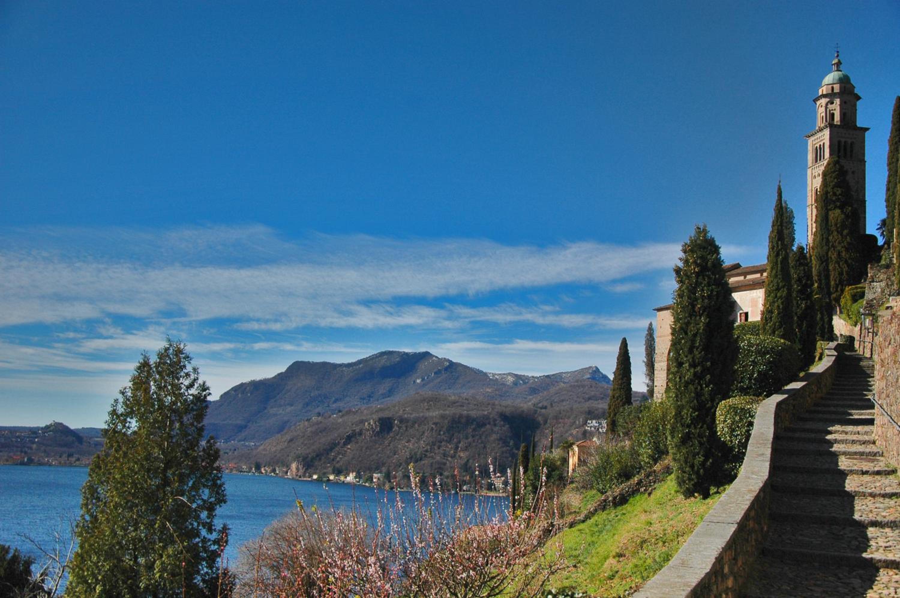 SIN4 Apartments by Quokka 360 - overlooking the lake - FAI heritage in Morcote