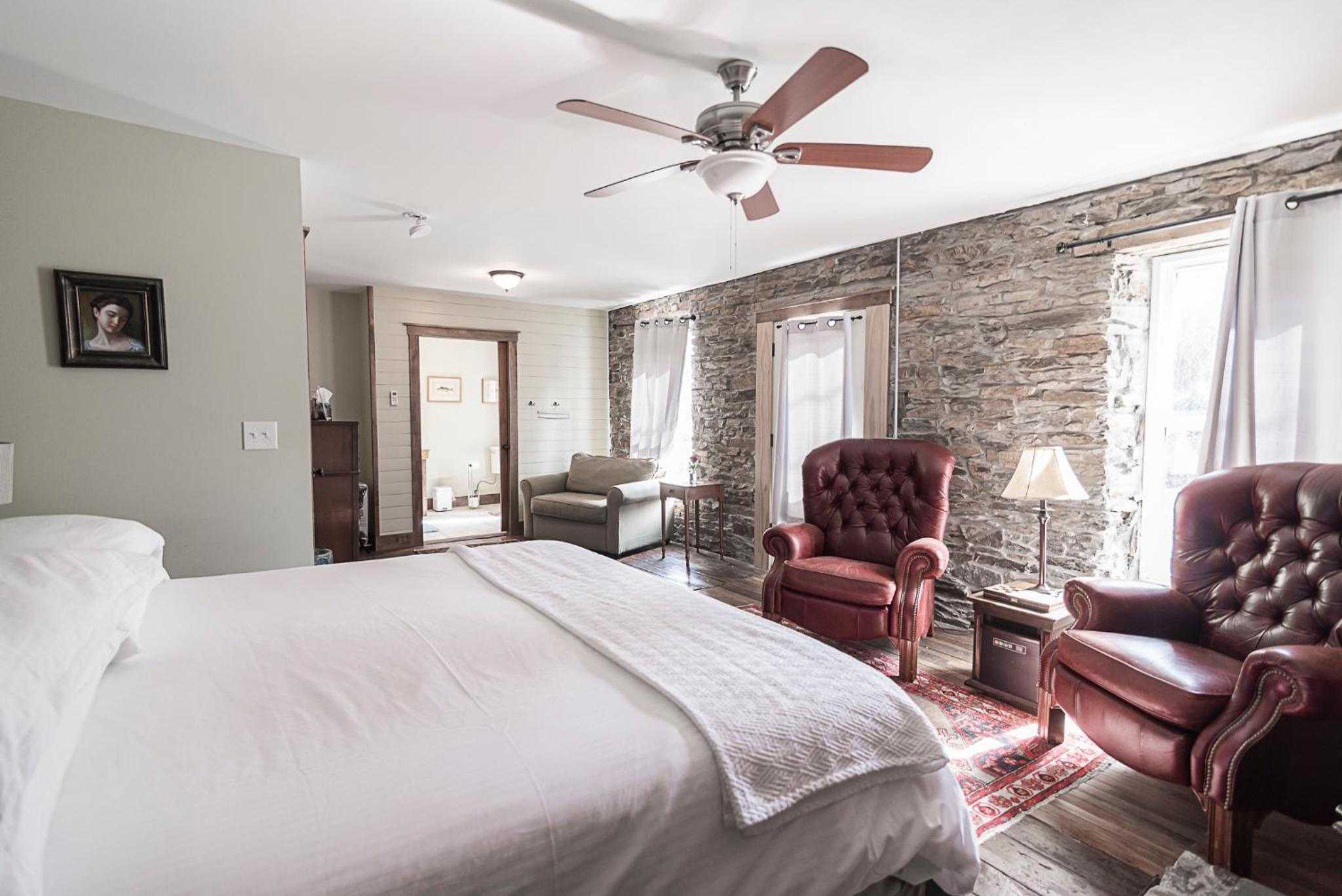 Light Horse Inn - Property Image 4