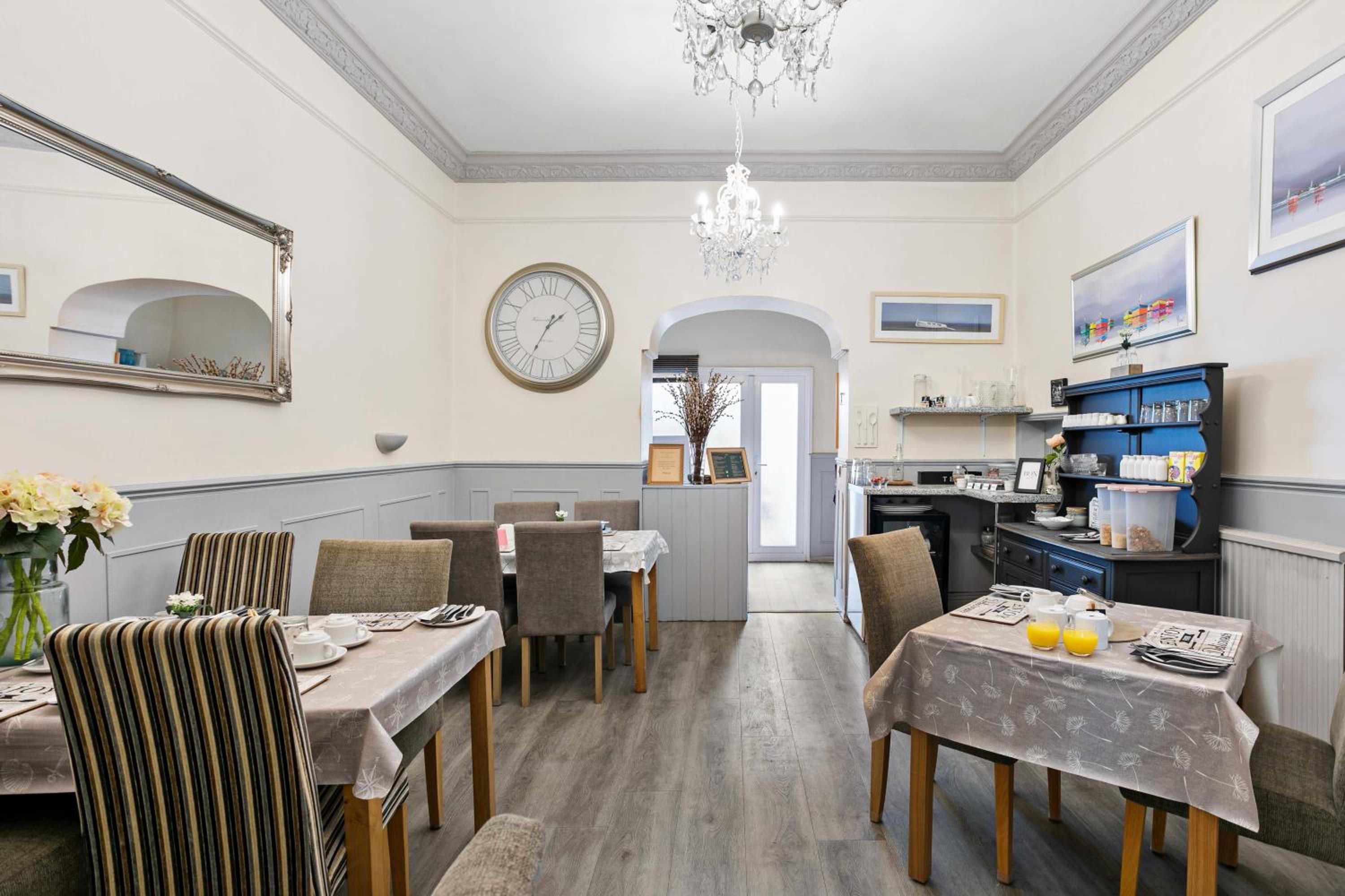 Cherwood Guest House