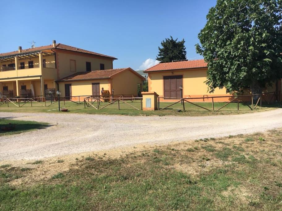 DESTE - In campagna 4 posti letto con giardino view 3