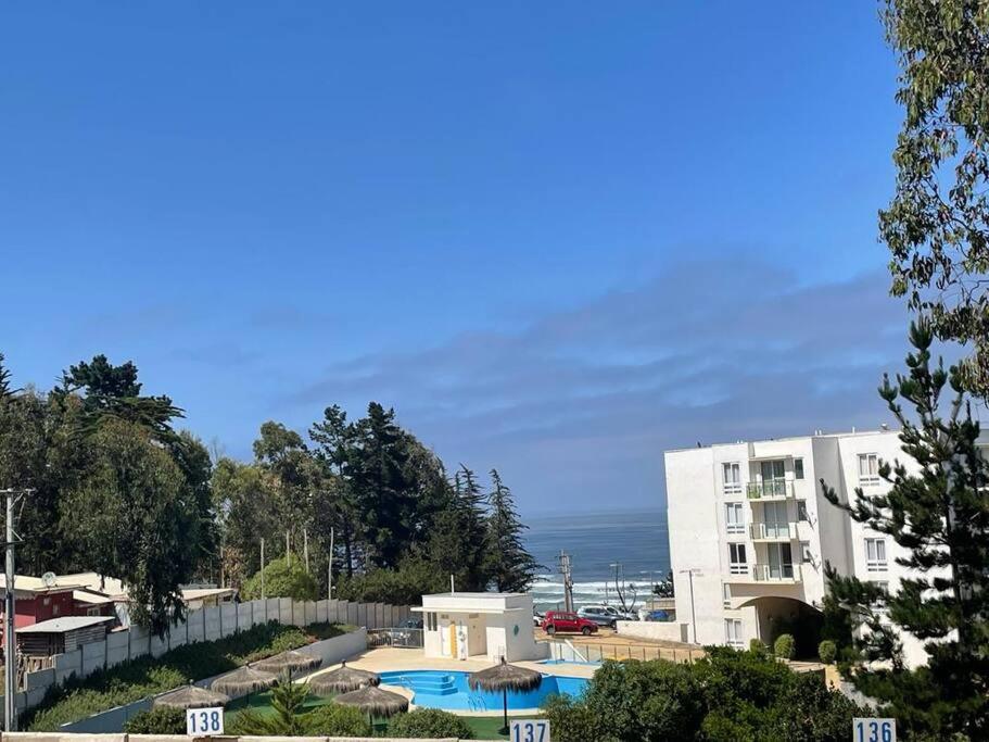 Lindo Departamento en El Tabo, Condominio Vista Mar