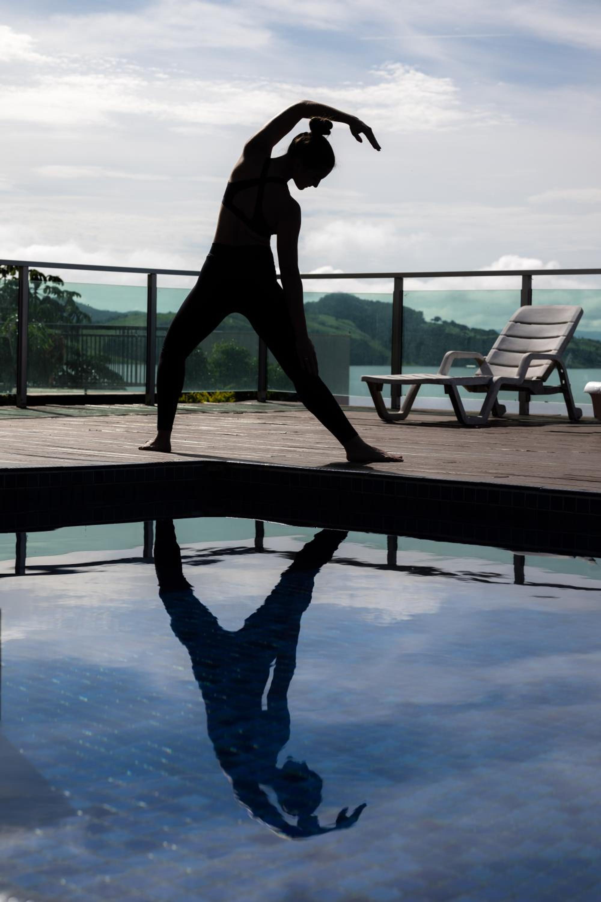 Vista Espetacular em Escarpas com Piscina
