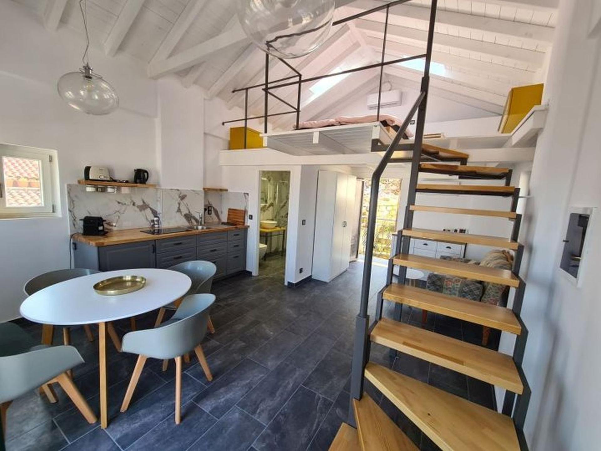 Gythio townhouse