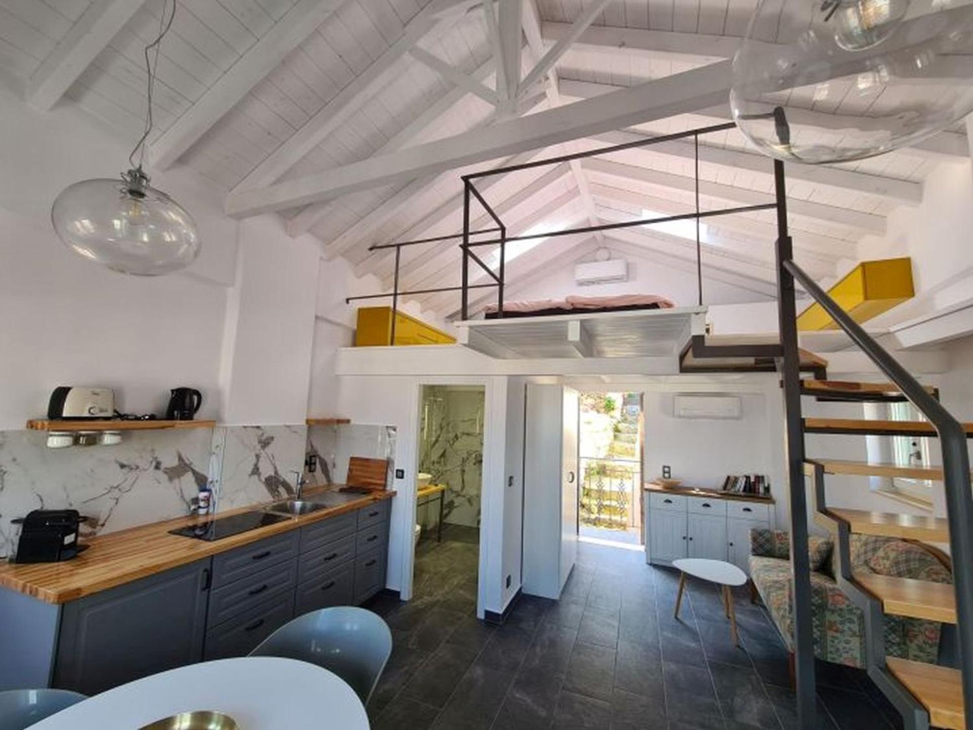 Gythio townhouse