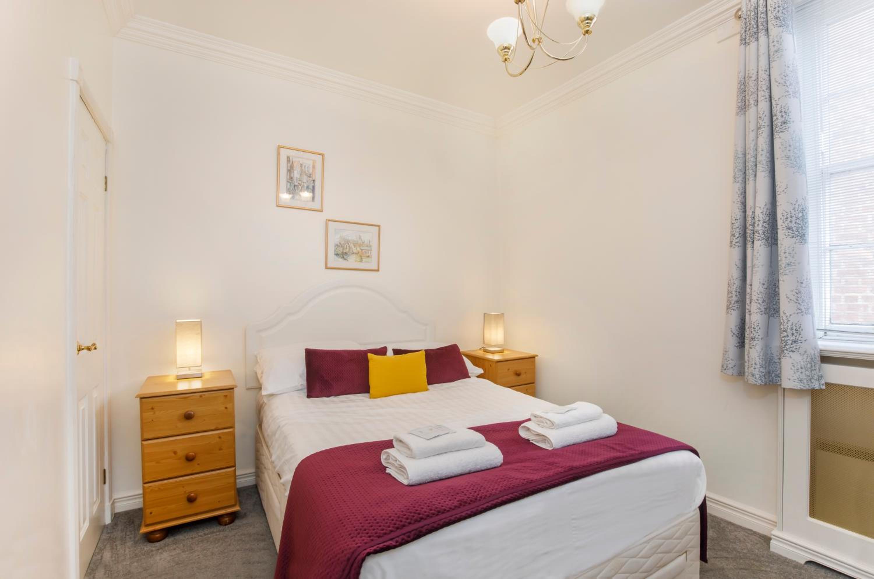 The Shambles - Golden Row Retreat photo 2