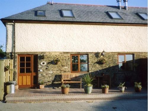 Frankaborough Farm Holiday Cottages view 4