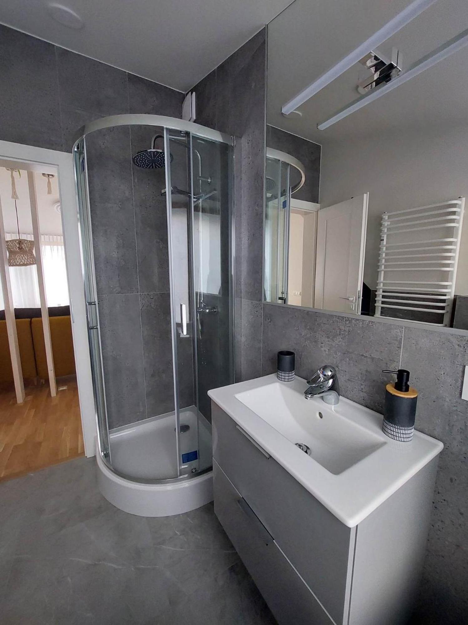 Maple Park Apartment