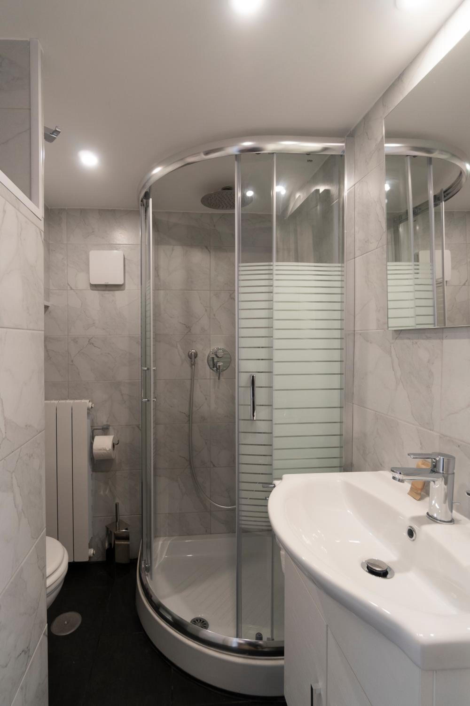 POPOLO PEN 56 Apartament