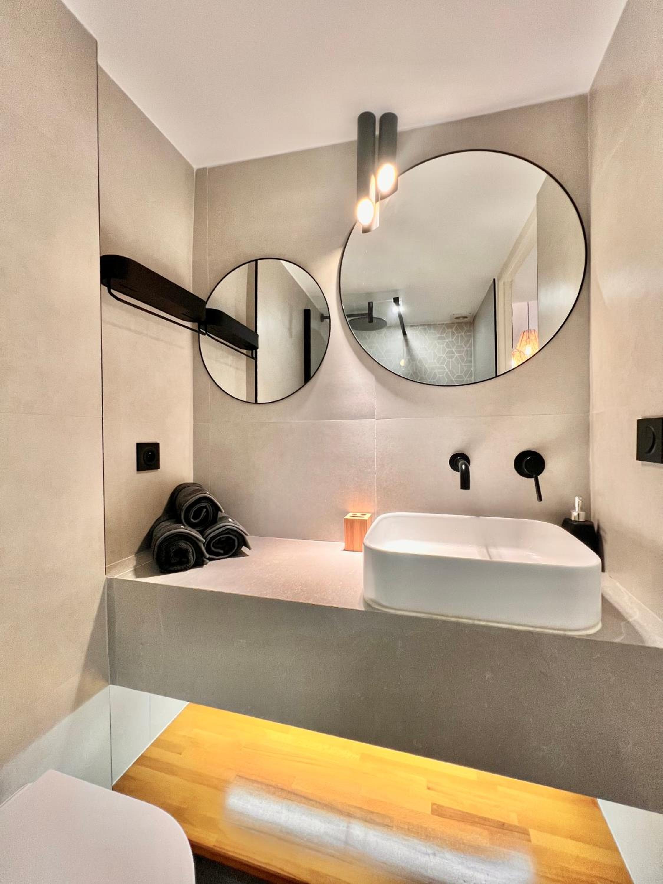 DUPLEX LE GESÙ - VIEILLE VILLE - CLIM - WIFI