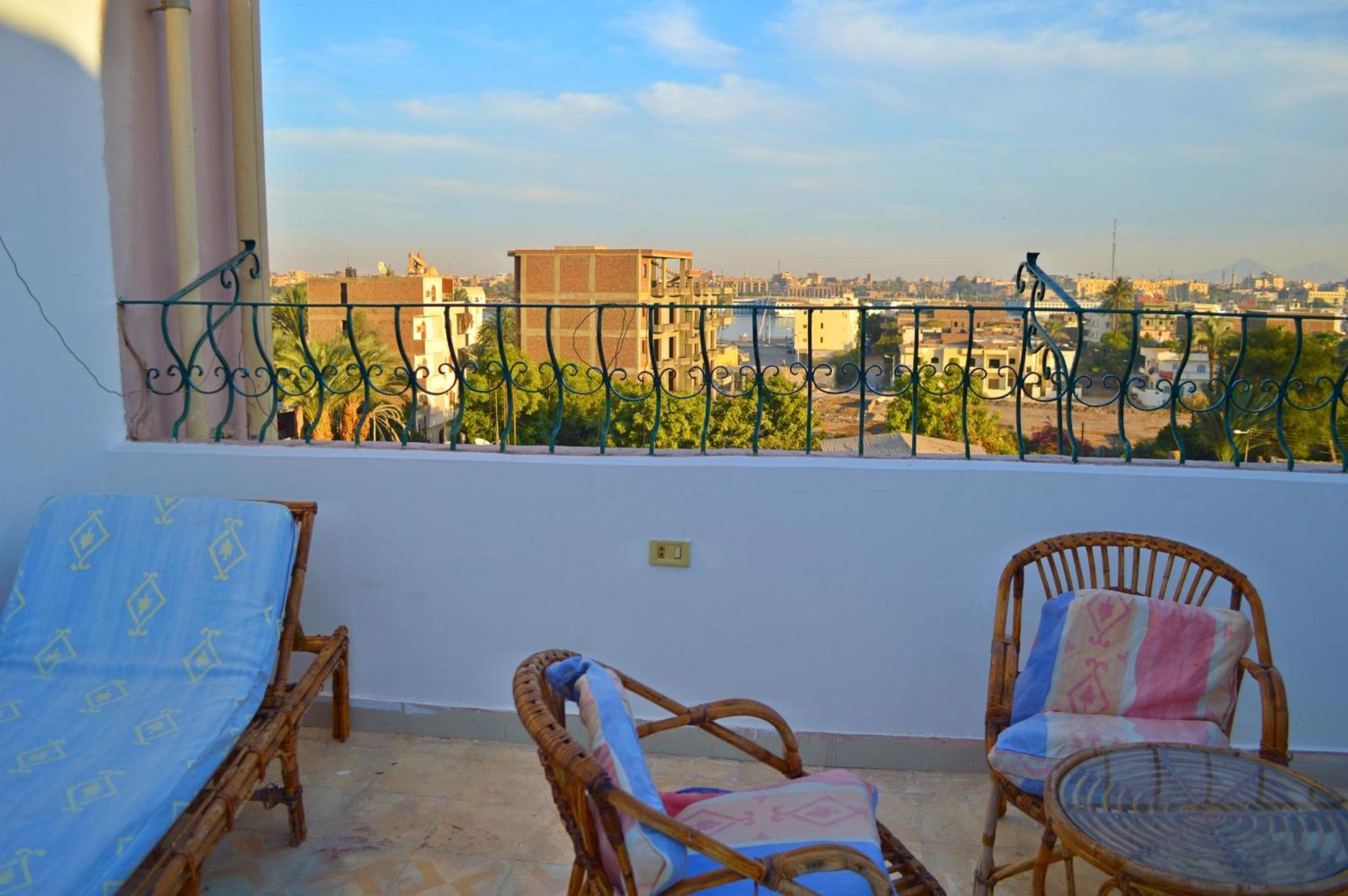 Farida Apartments