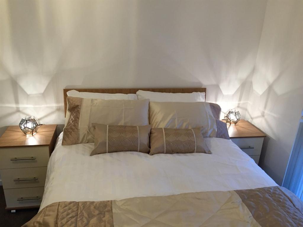 Live in Leeds Nazarene Apartments — photo 12