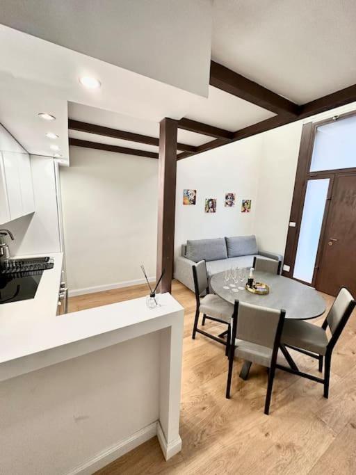 Casa Digione - vicino metro view 2