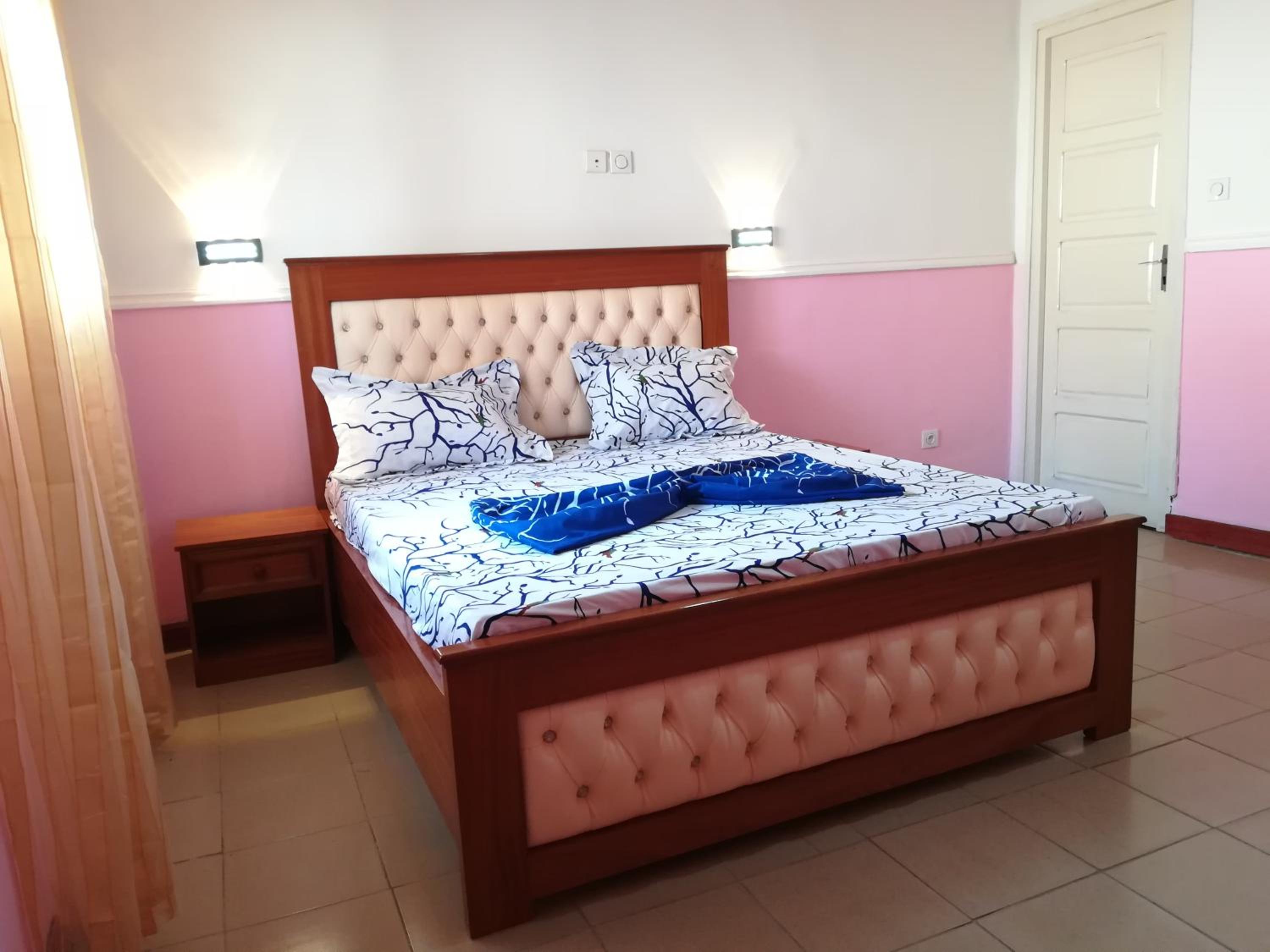 Appartement meublé 3 chambres Yaoundé Anguissa