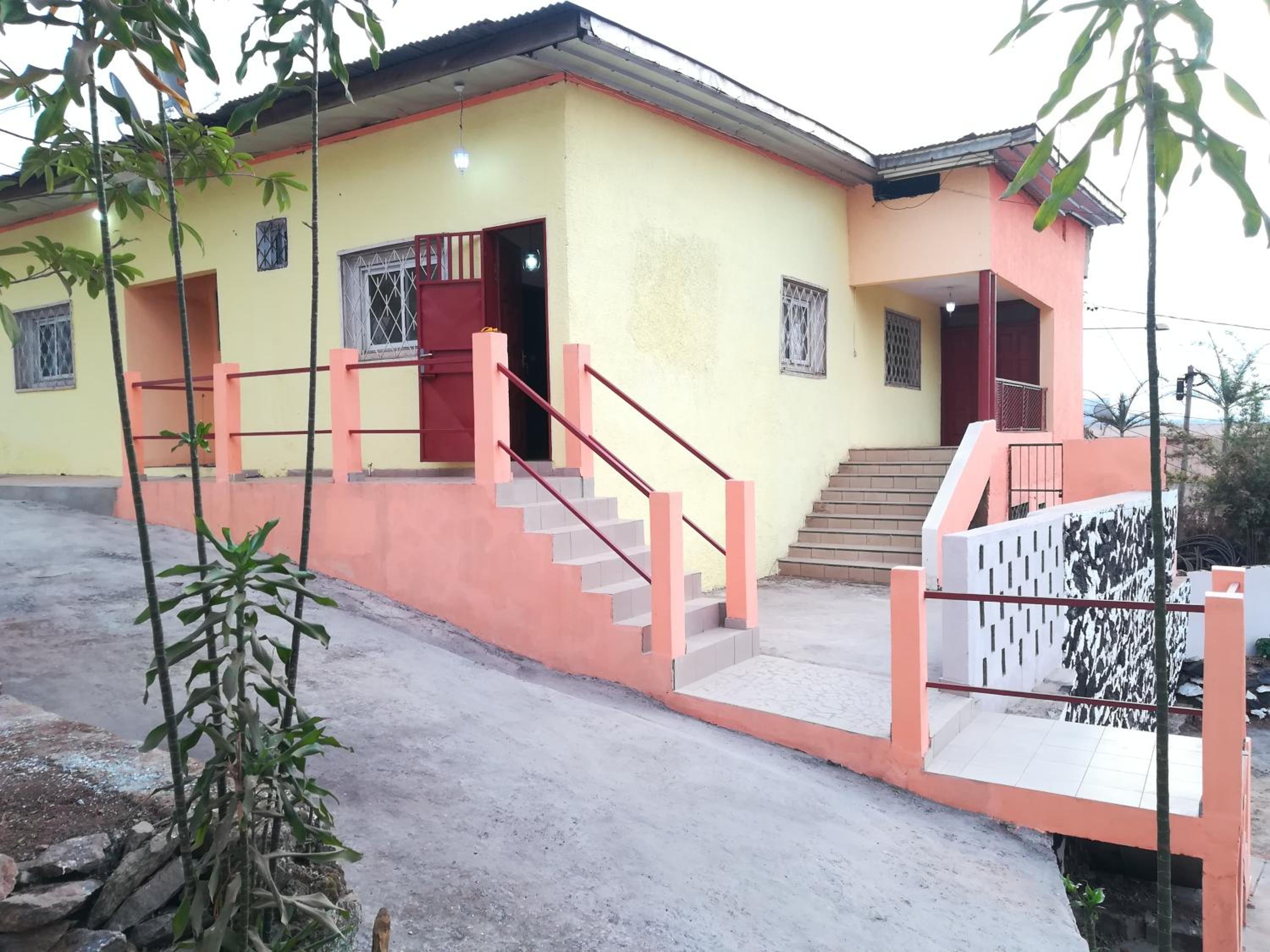 Appartement meublé 3 chambres Yaoundé Anguissa