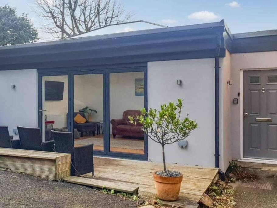 Chambercombe Villa - Harbour View, Decking, Garden, Games Room, sleeps 20 view 2